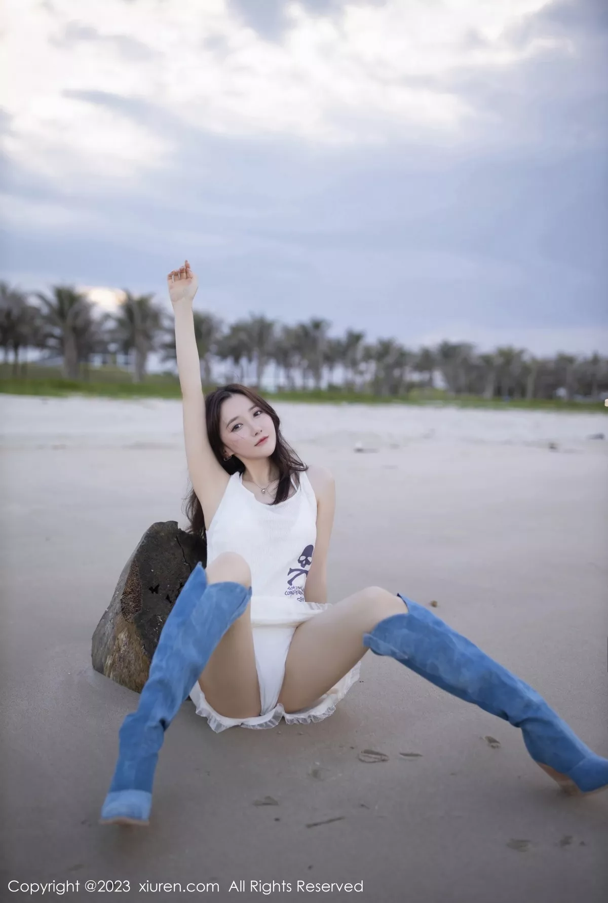 秀人集.com_[XiuRen秀人网]No.6852_模特鱼子酱Fish海边性感白色比基尼服秀婀娜动人身段诱惑写真80P