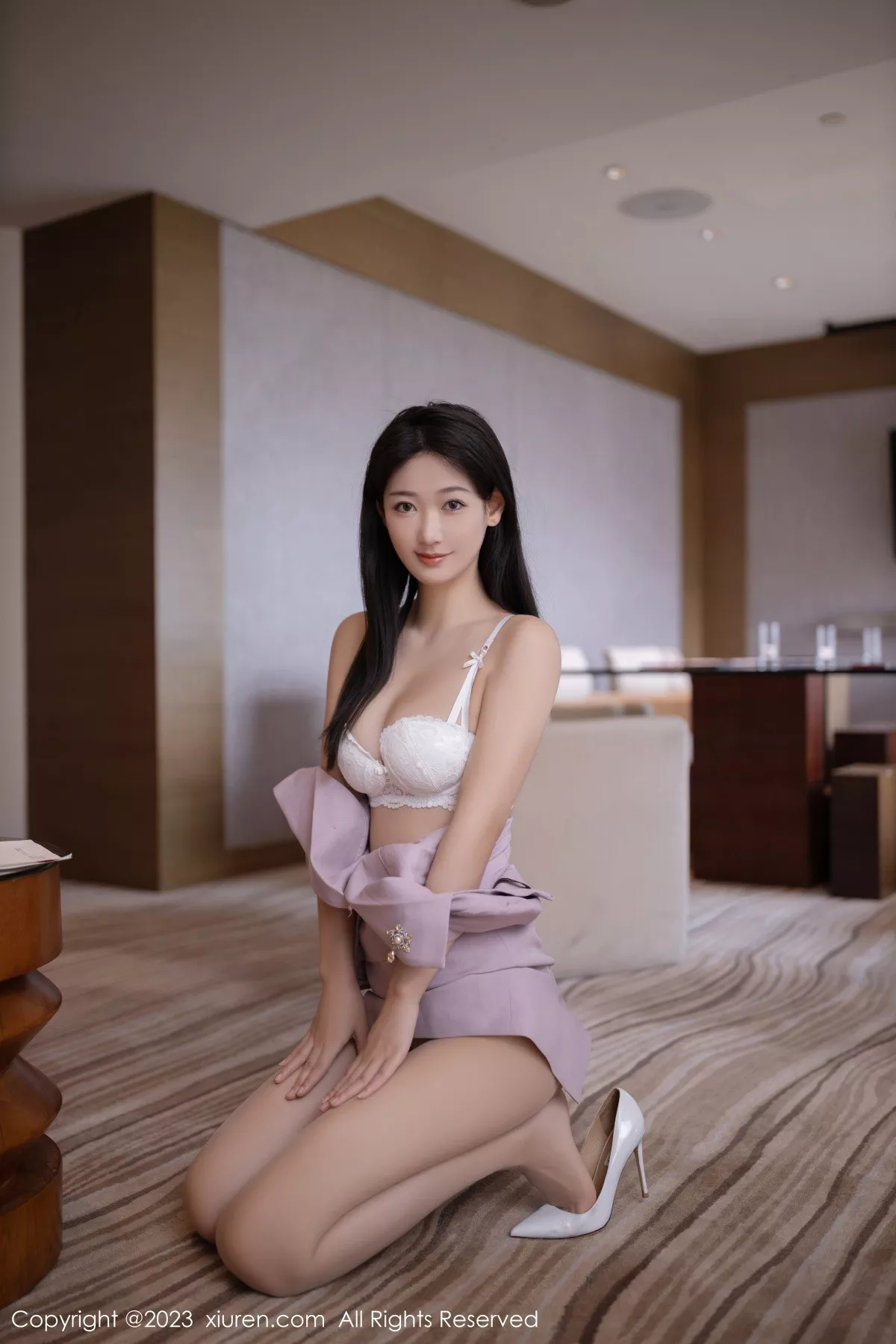 秀人集.com_[XiuRen秀人网]No.6859_模特唐安琪淡紫色Ol服露性感白色蕾丝内衣秀曼妙身姿诱惑写真80P