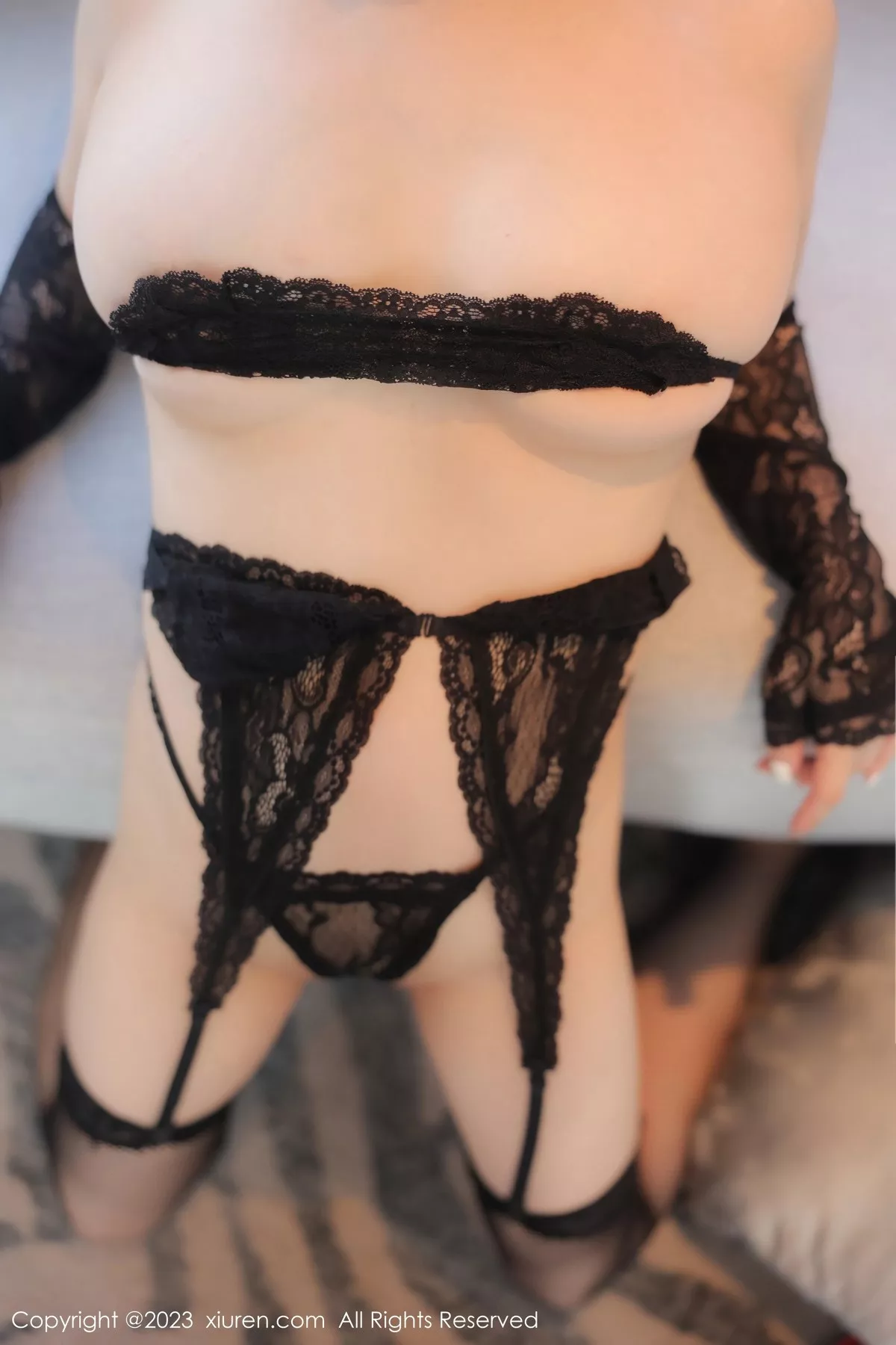 秀人集.com_[XiuRen秀人网]No.6854_模特柚琪Rich性感黑色蕾丝情趣服配网格袜秀惹火身材诱惑写真81P