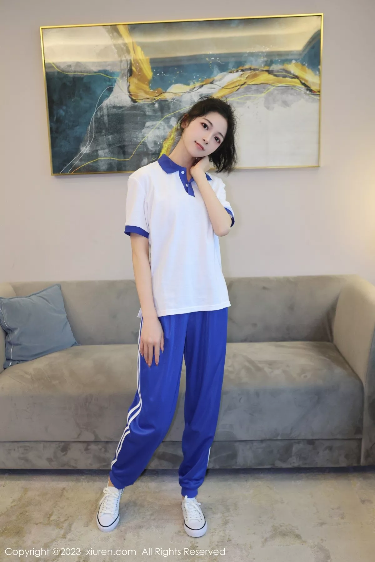 秀人集.com_[XiuRen秀人网]No.6855_模特茜茜Kimi脱性感学妹装露浅色蕾丝内衣秀完美身材诱惑写真85P