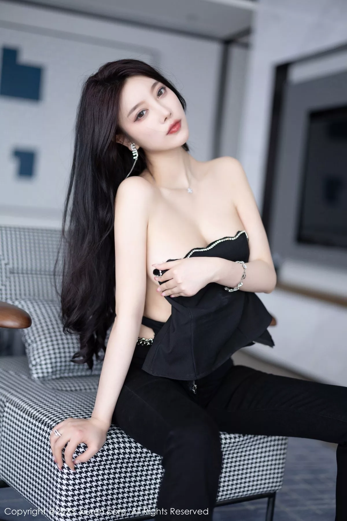 秀人集.com_[XiuRen秀人网]No.6866_女神杨晨晨Yome性感轻透蕾丝连体衣秀丰腴身材完美诱惑写真90P