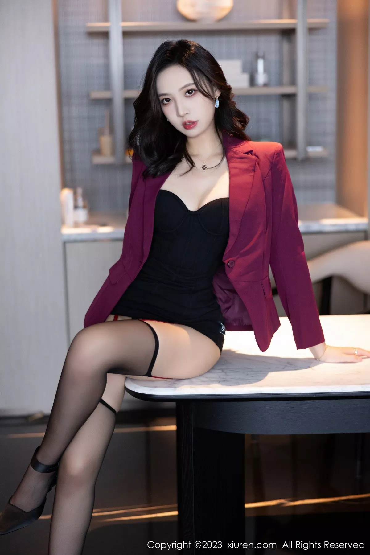 秀人集.com_[XiuRen秀人网]No.6870_模特郑颖姗Bev性感OL装扮+薄透连体黑丝秀惹火身材诱惑写真88P