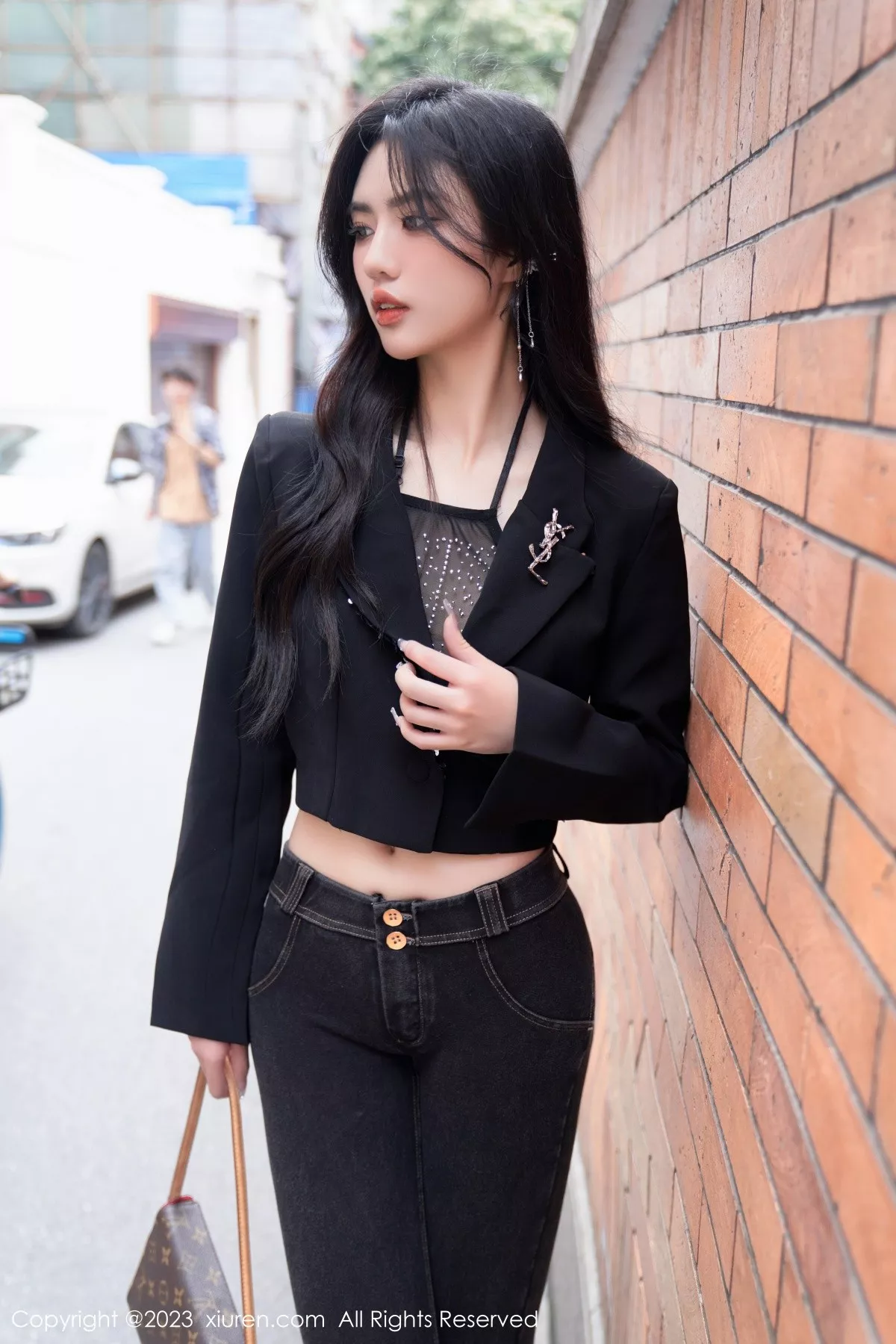 秀人集.com_[XiuRen秀人网]No.6874_模特浅浅Danny性感黑色轻透内衣配超薄肉丝秀丰腴身姿诱惑写真89P