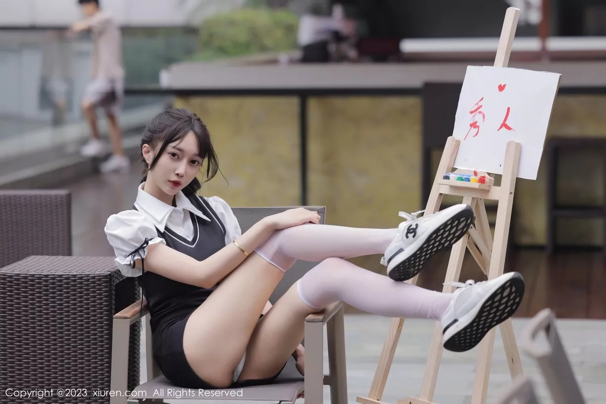 秀人集.com_[XiuRen秀人网]No.6889_模特玥儿玥er脱性感白T露白色内衣配白丝袜秀曼妙身姿诱惑写真72P