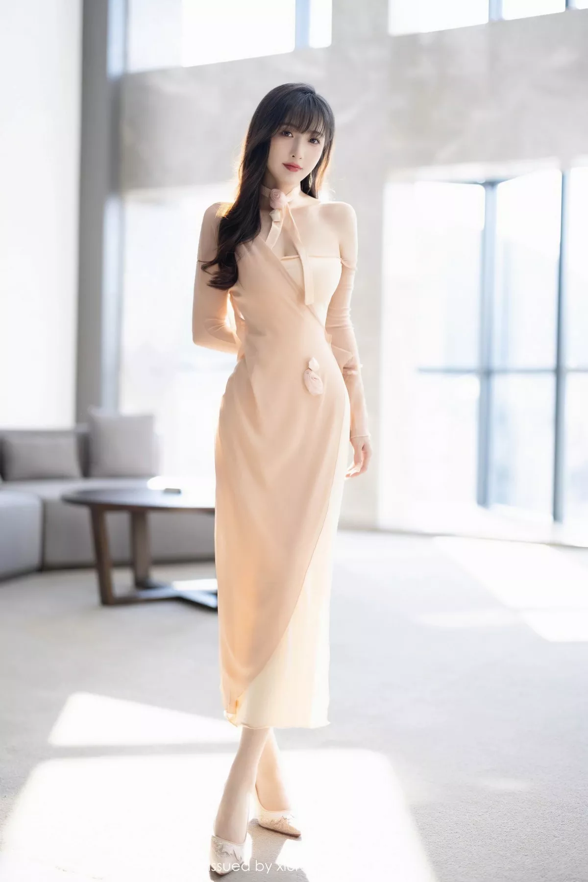 秀人集.com_[XiaoYu画语界]Vol.1049_模特林星阑浅色连衣裙配超薄肉丝+红色服饰配无内黑丝诱惑写真85P