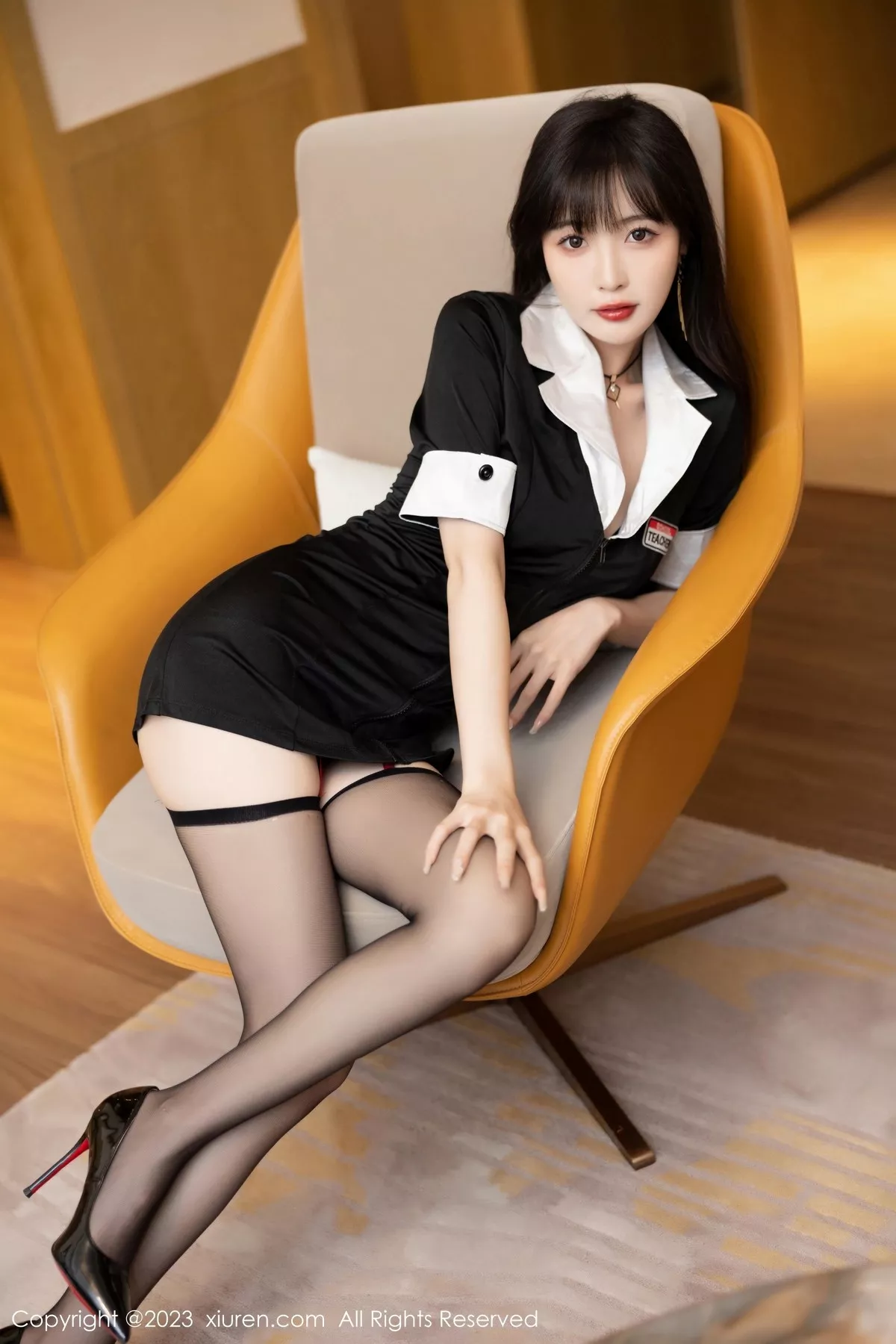 秀人集.com_[XiuRen秀人网]No.6931_模特林星阑私房半脱露黑色内衣配黑丝吊袜秀曼妙身姿诱惑写真82P