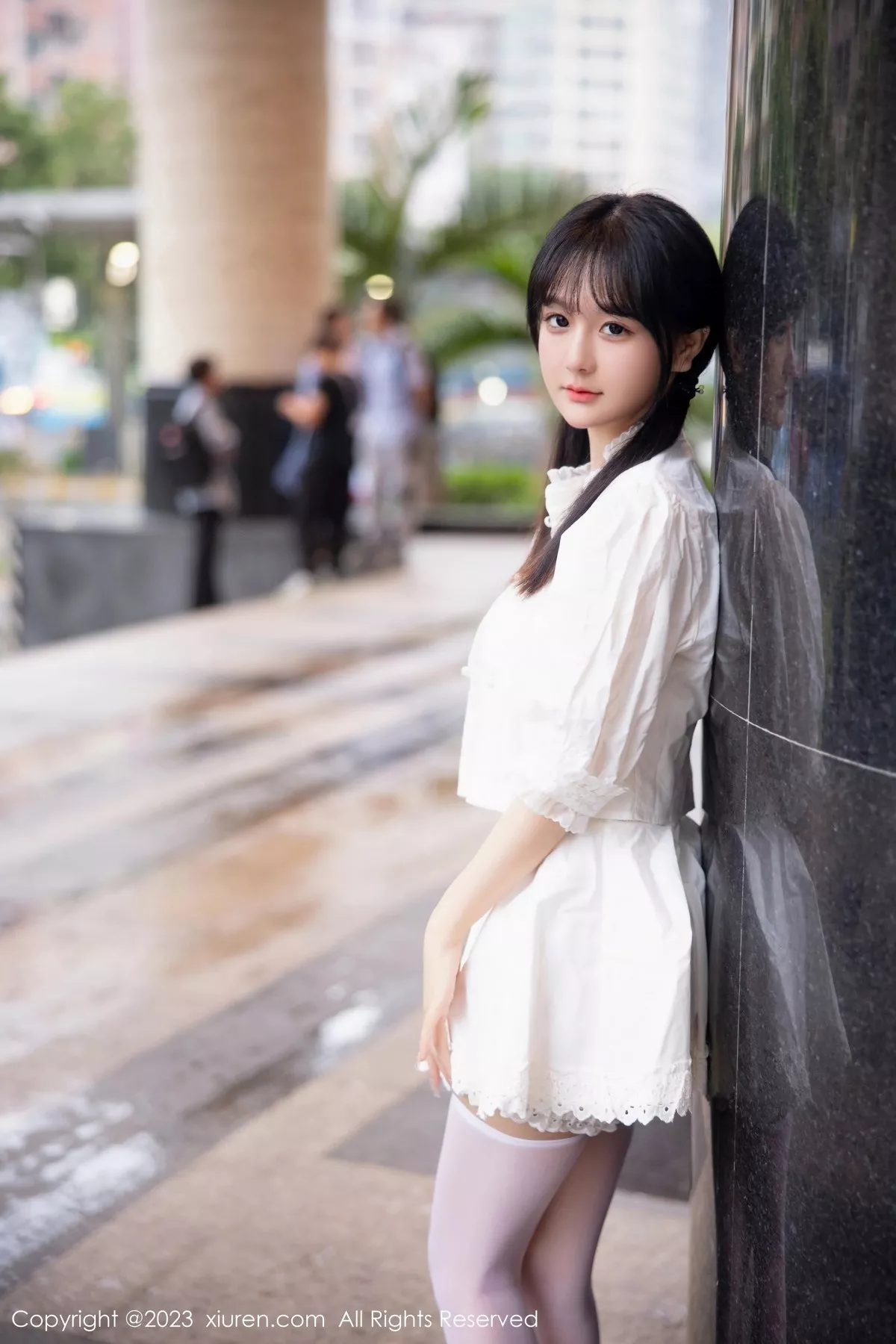 秀人集.com_[XiuRen秀人网]No.6933_模特幼幼白色连衣短裙露性感粉色情趣内衣秀完美身材诱惑写真83P