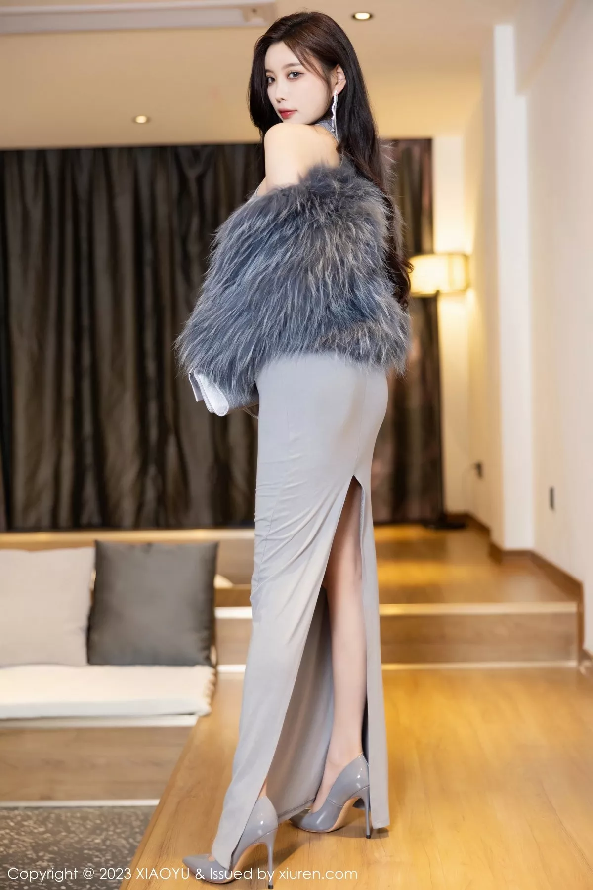 秀人集.com_[XiaoYu画语界]Vol.1051_女神杨晨晨Yome性感灰色真空连衣长裙秀完美丰腴身材诱惑写真87P