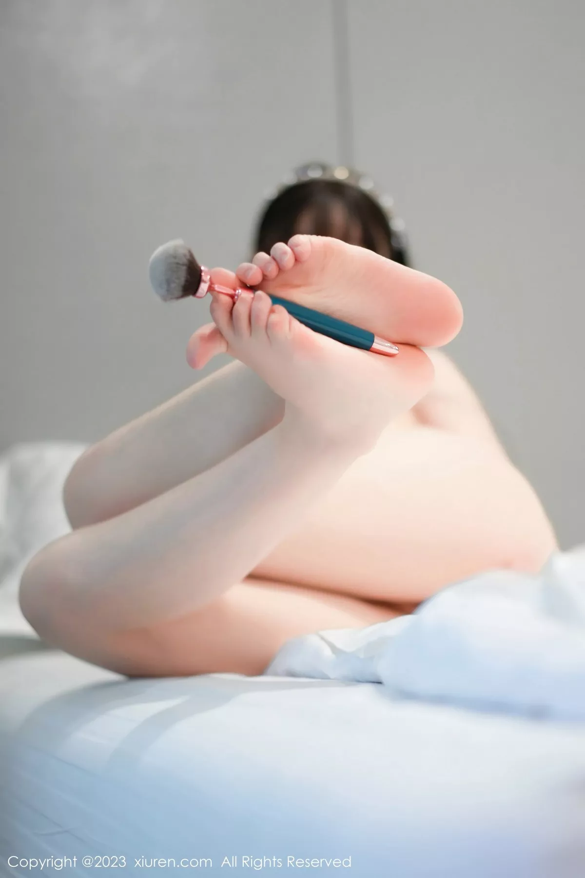 秀人集.com_[XiuRen秀人网]No.6932_女神朱可儿Flora脱灰色睡袍露性感花色内衣秀丰满身材诱惑写真70P