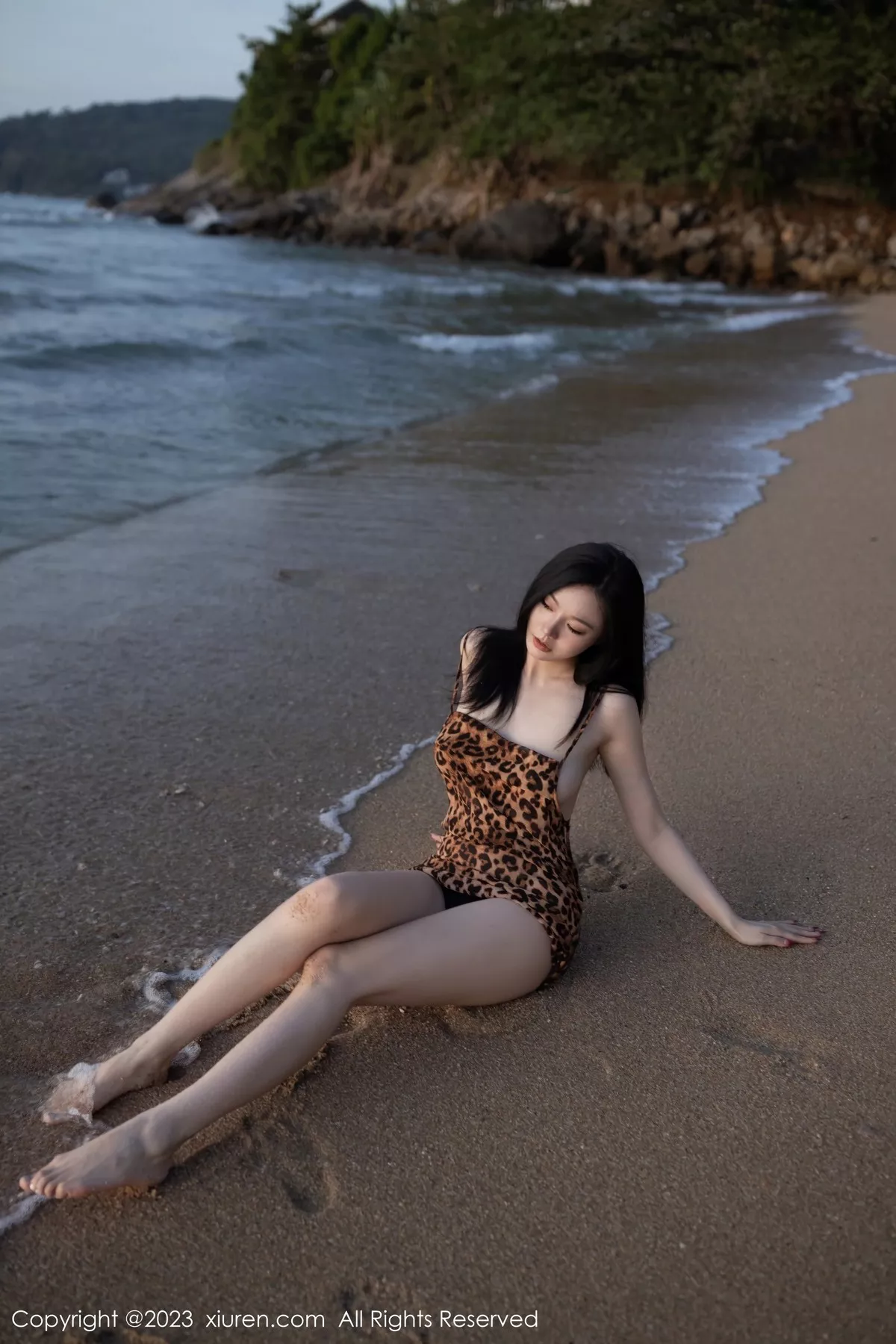 秀人集.com_[XiuRen秀人网]No.6787_模特安然anran性感豹纹服+黑色轻透连体衣秀完美身材诱惑写真81P