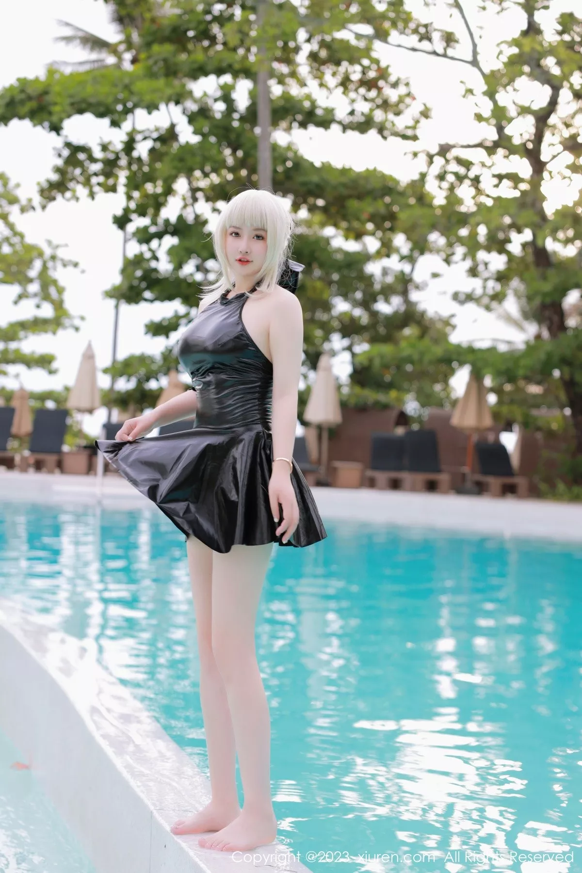 秀人集.com_[XiuRen秀人网]No.6984_模特养乐多DoDo性感黑色Cosplay装扮秀丰满身材惹火诱惑写真75P