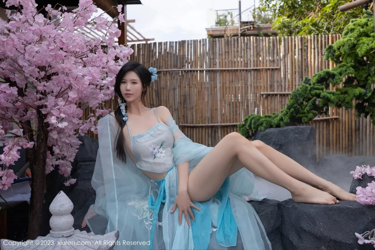 秀人集.com_[XiuRen秀人网]No.6991_模特利世户外温泉性感浅蓝色古装服饰秀曼妙身姿惹火诱惑写真74P