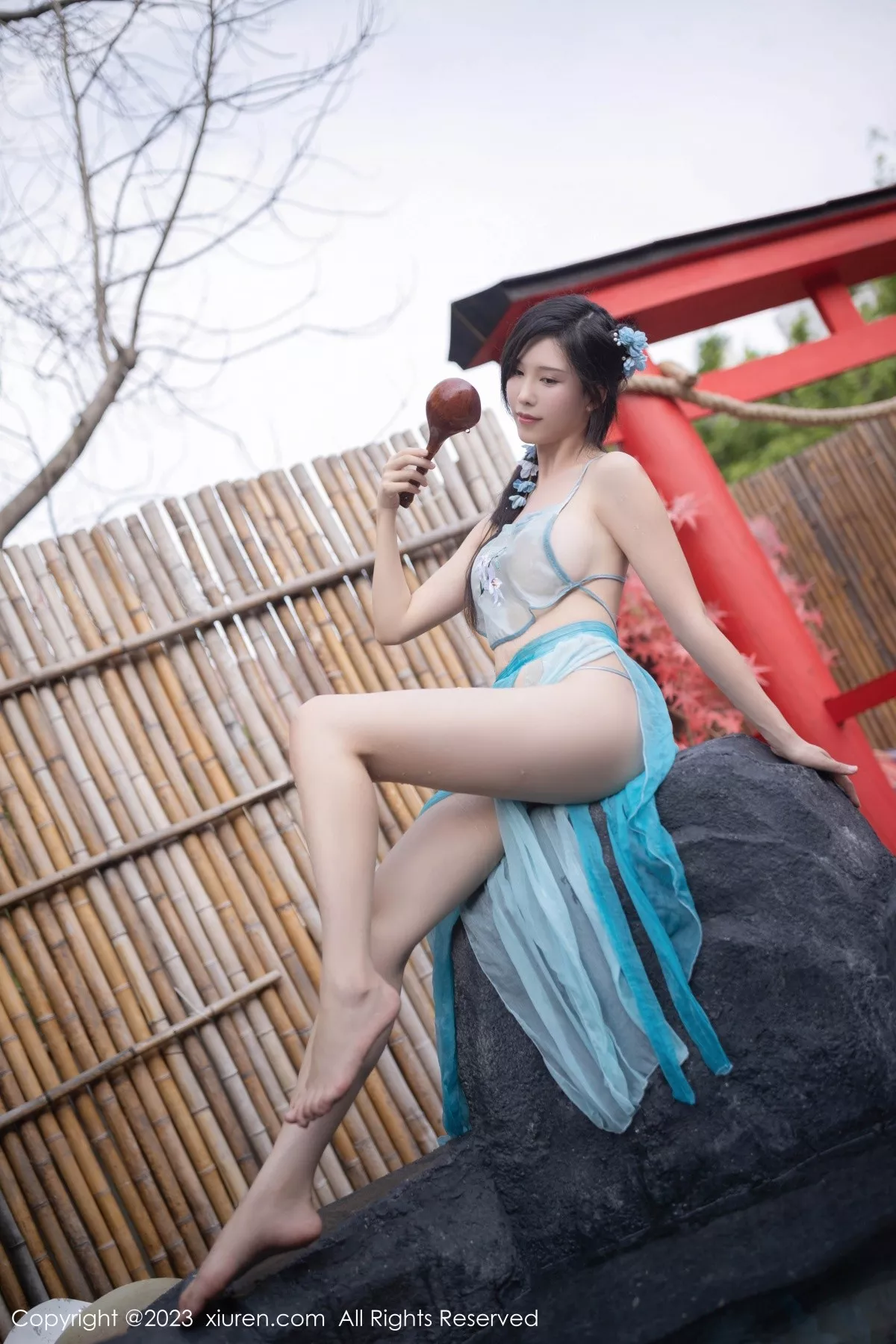 秀人集.com_[XiuRen秀人网]No.6991_模特利世户外温泉性感浅蓝色古装服饰秀曼妙身姿惹火诱惑写真74P