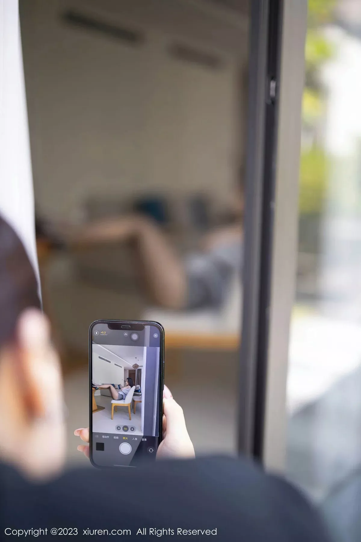 秀人集.com_[XiuRen秀人网]No.6989_模特杏子Yada醉酒主题性感淡灰色轻透内衣配超薄黑丝诱惑写真80P