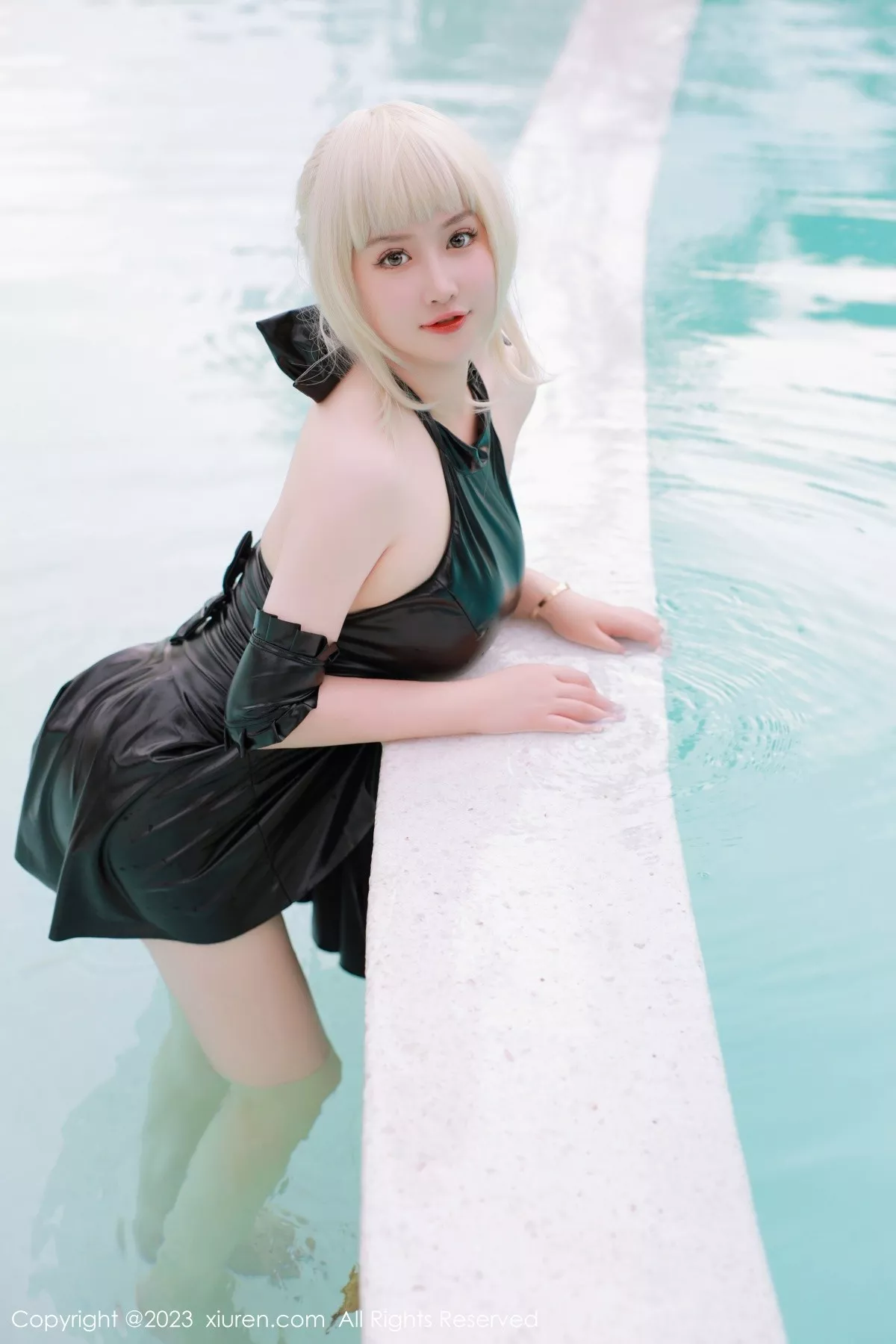 秀人集.com_[XiuRen秀人网]No.6984_模特养乐多DoDo性感黑色Cosplay装扮秀丰满身材惹火诱惑写真75P