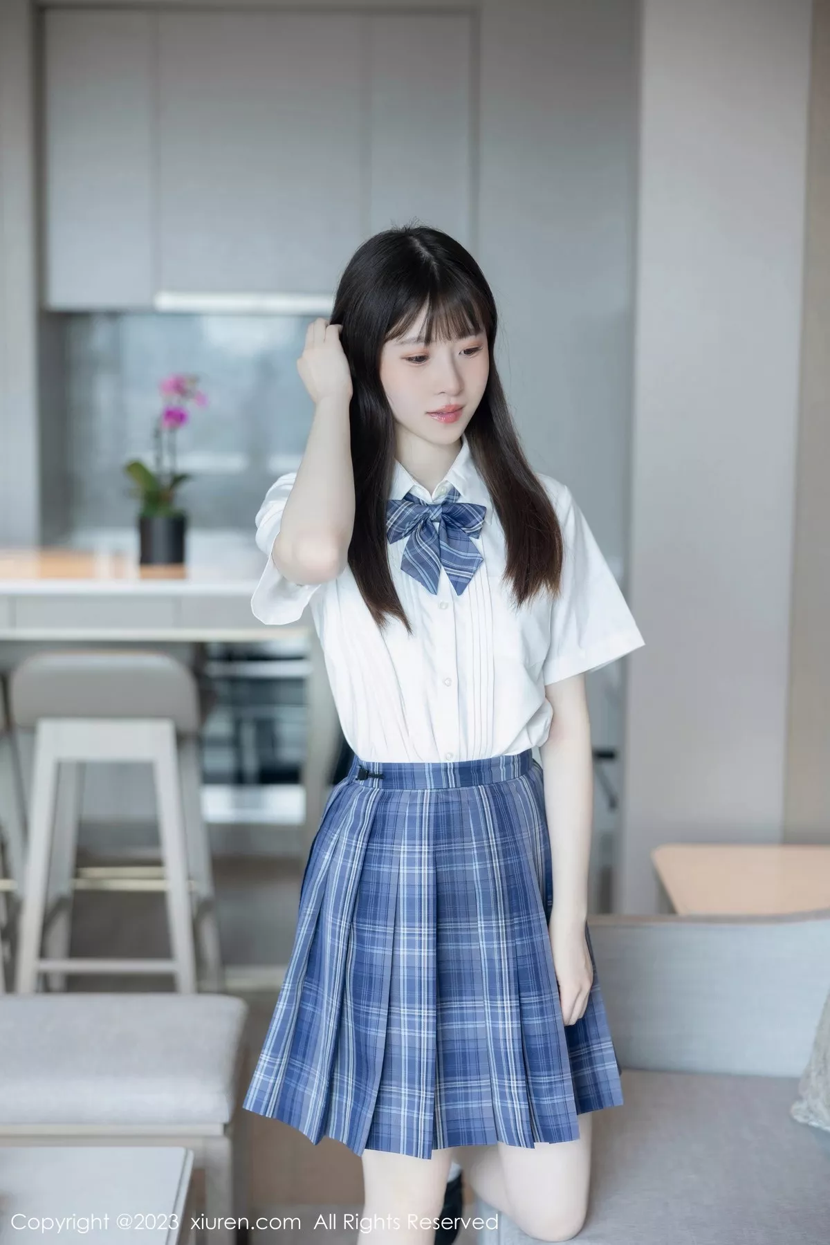 秀人集.com_[XiuRen秀人网]No.6993_模特林悠悠白色上衣配格子短裙露浅色内衣秀曼妙身姿诱惑写真103P