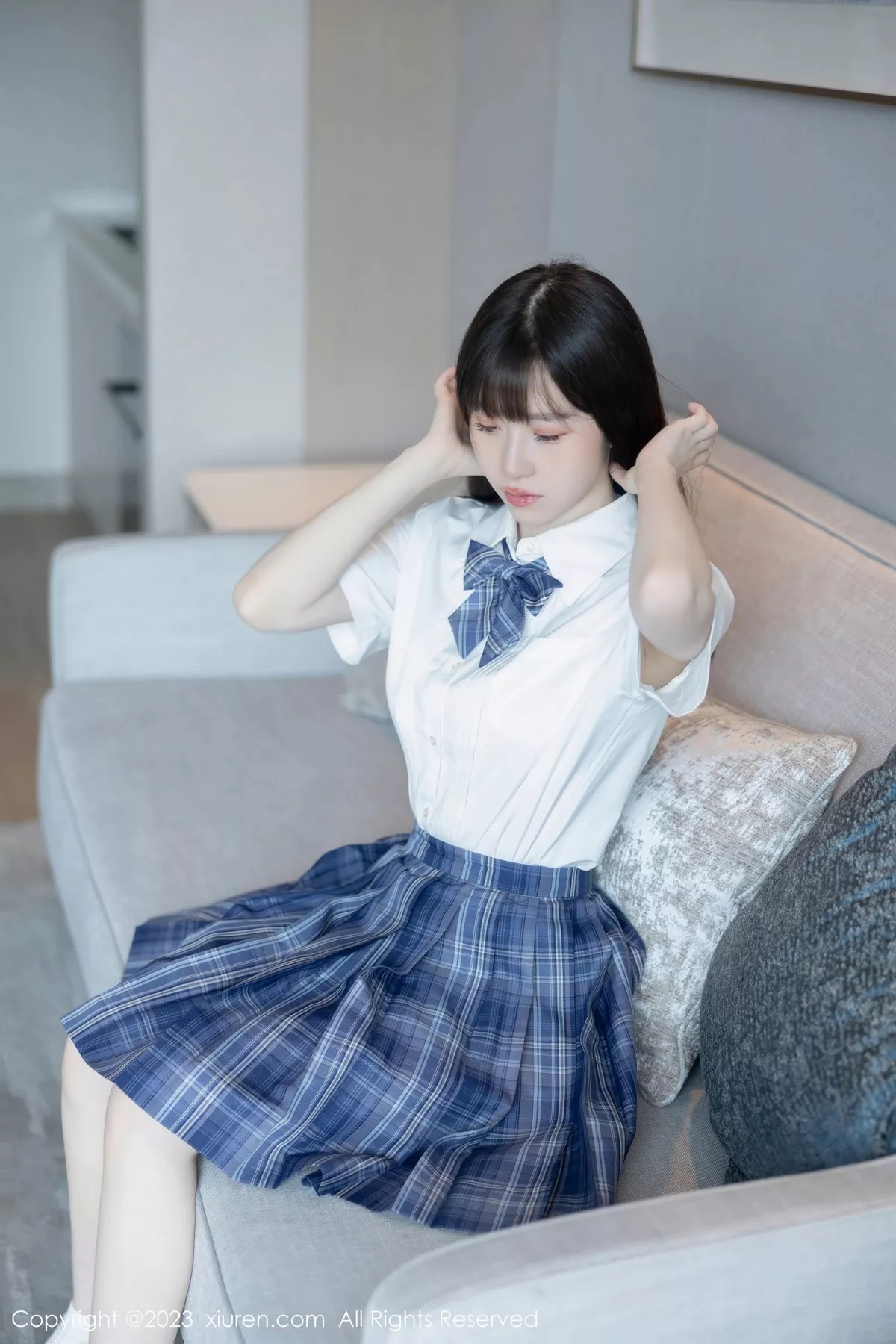 秀人集.com_[XiuRen秀人网]No.6993_模特林悠悠白色上衣配格子短裙露浅色内衣秀曼妙身姿诱惑写真103P