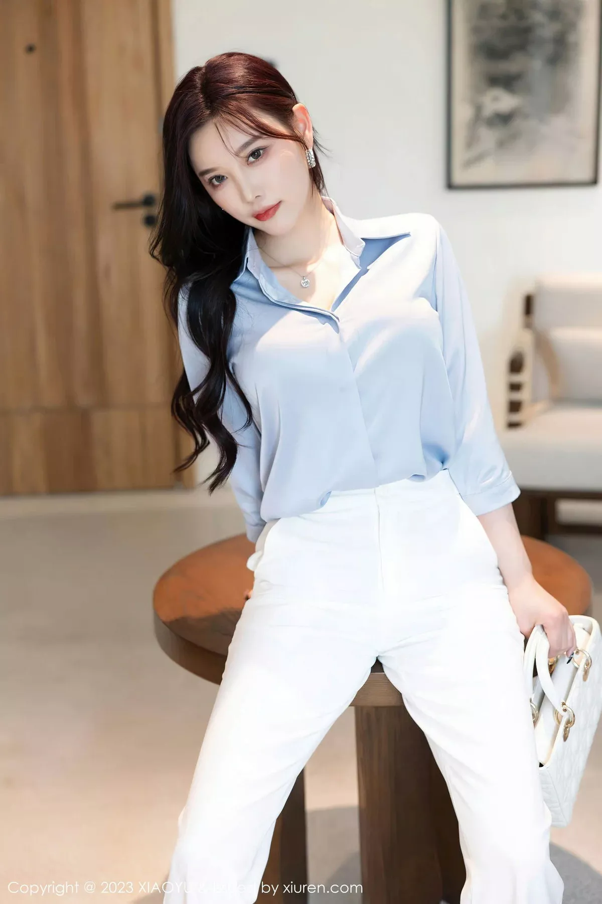 秀人集.com_[XiaoYu画语界]Vol.1065_女神杨晨晨Yome脱OL制服露黑色轻透内衣配超薄肉丝诱惑写真85P