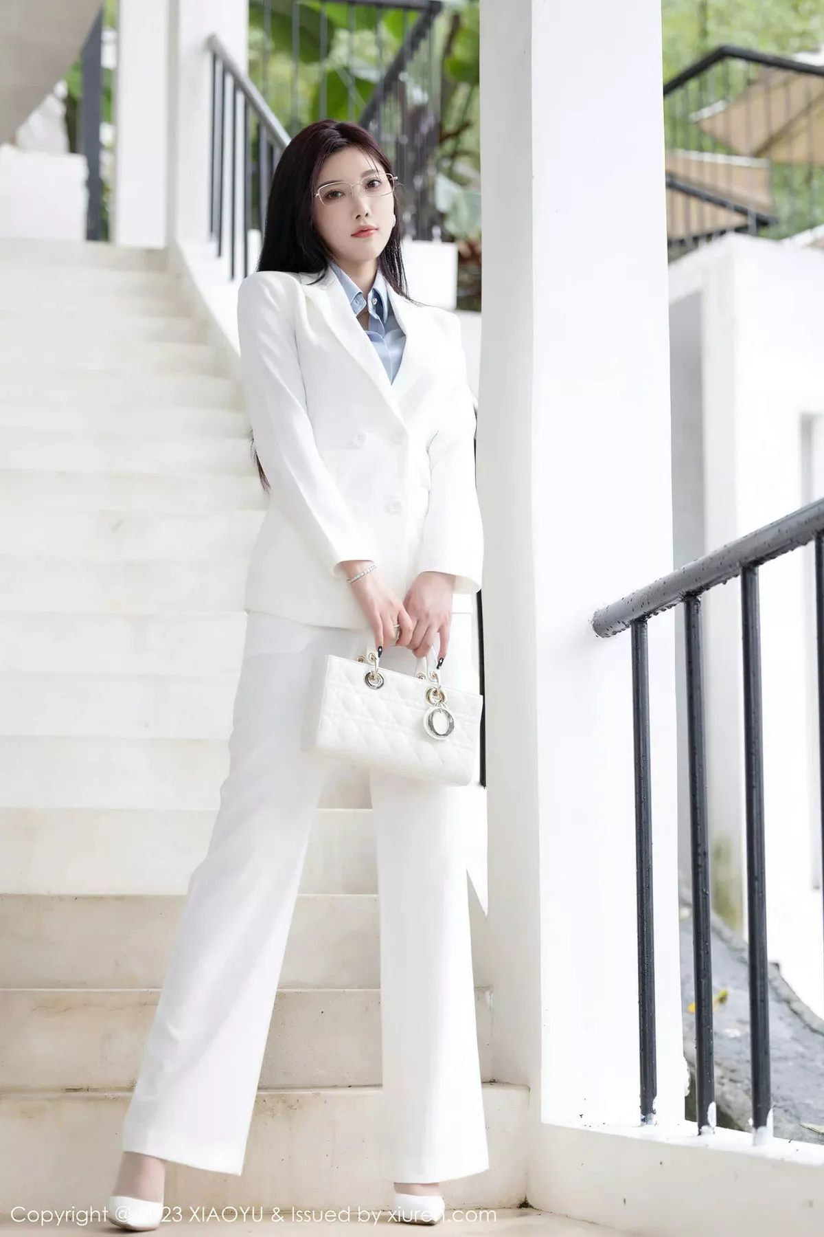 秀人集.com_[XiaoYu画语界]Vol.1065_女神杨晨晨Yome脱OL制服露黑色轻透内衣配超薄肉丝诱惑写真85P