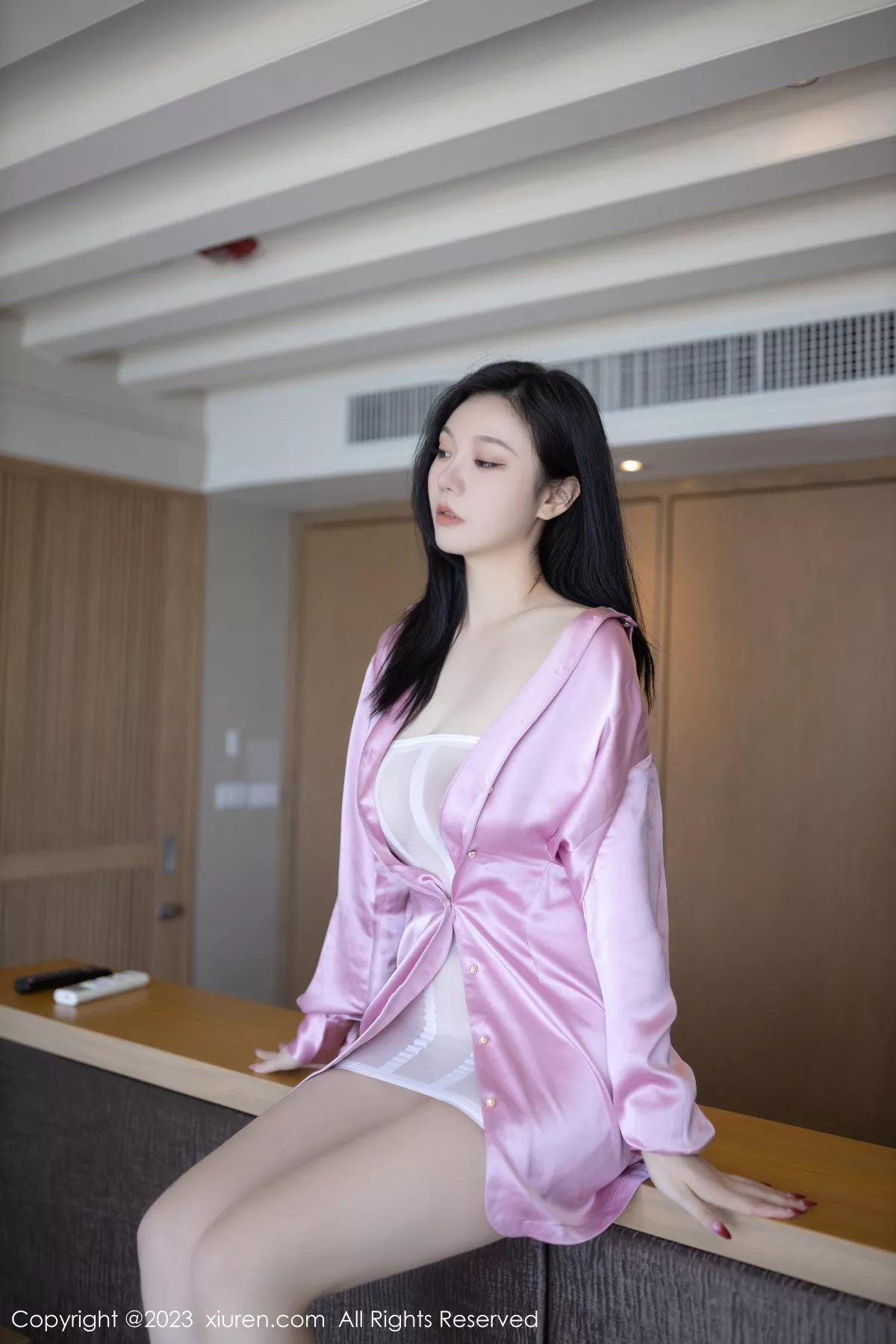 秀人集.com_[XiuRen秀人网]No.7063_模特安然anran粉色上衣露性感白色轻透内衣秀曼妙身姿诱惑写真81P