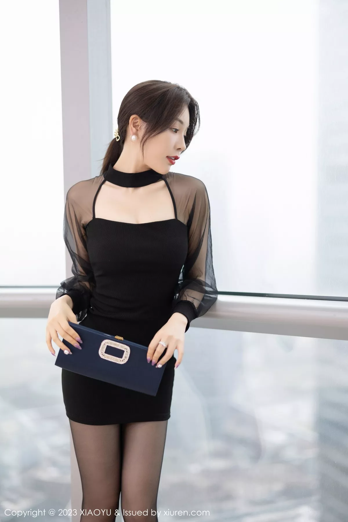 秀人集.com_[XiaoYu画语界]Vol.1067_女神徐莉芝Booty黑色薄纱服饰配超薄黑丝秀曼妙身姿诱惑写真87P