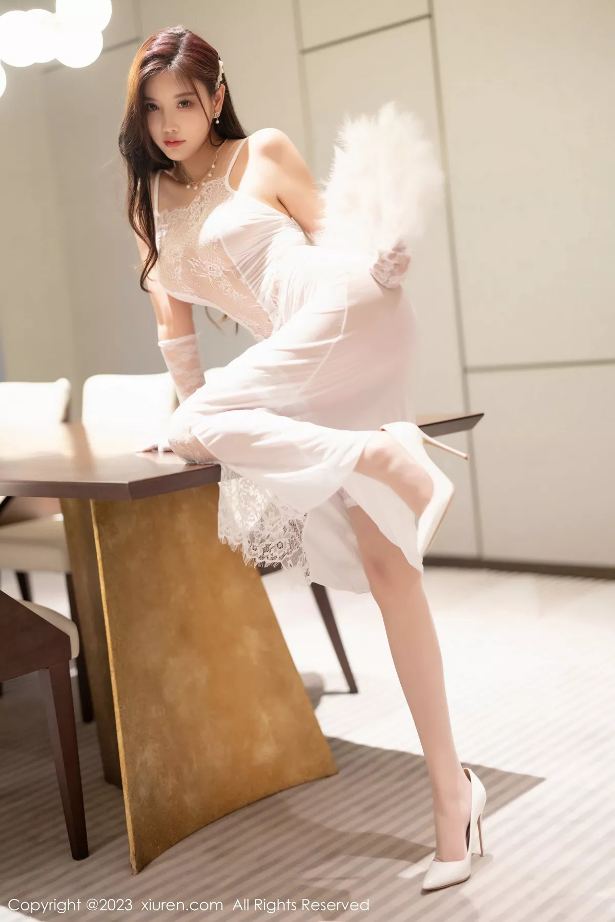 秀人集.com_[XiuRen秀人网]No.7097_女神杨晨晨Yome白色网纱连衣长裙配白丝袜秀丰腴身材诱惑写真82P