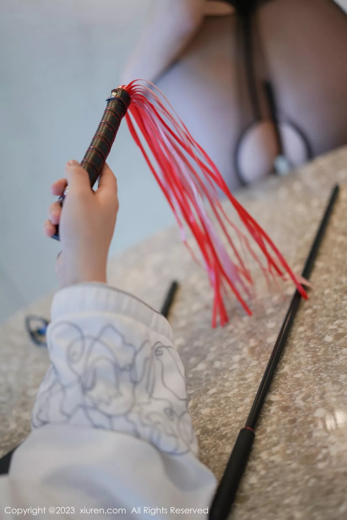 秀人集.com_[XiuRen秀人网]No.7095_女神Carol周妍希蓝衬衫配黑短裙露开档黑丝秀翘臀美腿诱惑写真76P