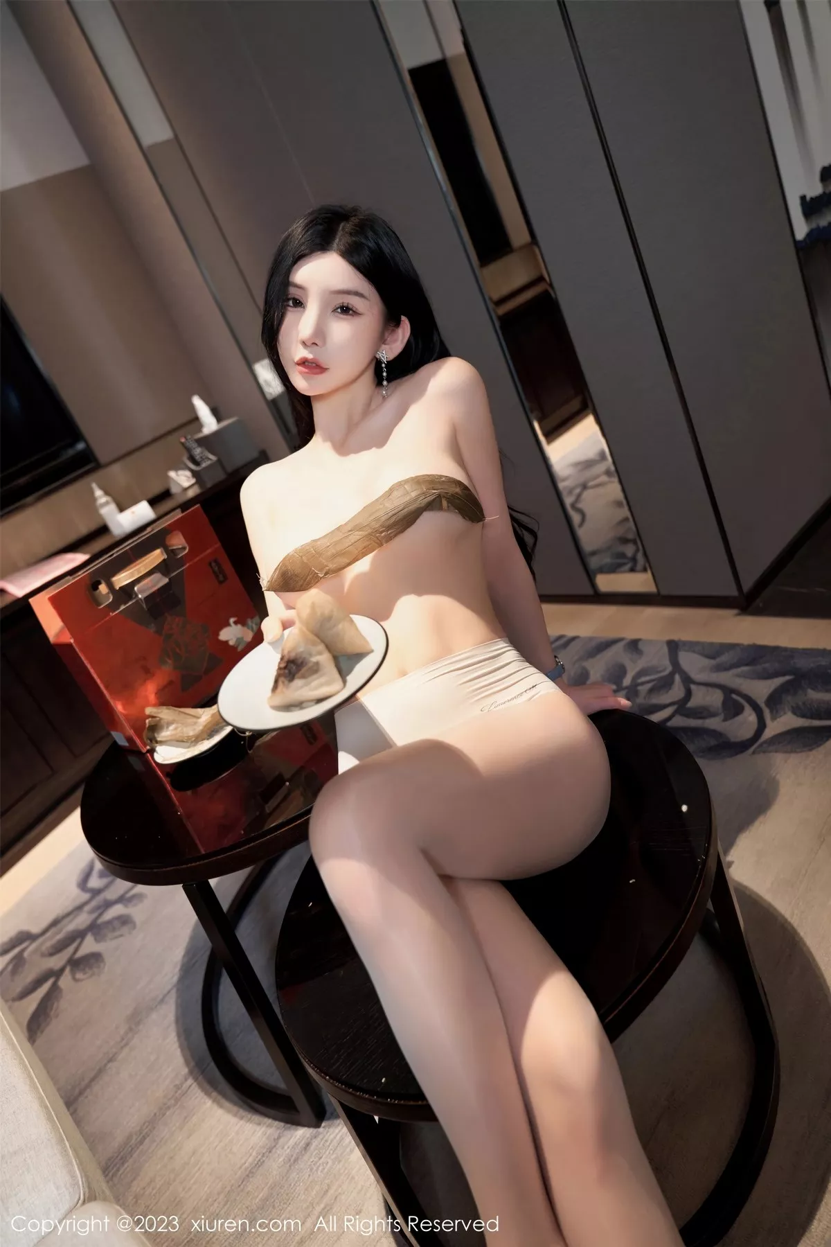 秀人集.com_[XiuRen秀人网]No.6963_女神周于希Sally脱白色长裙粽叶裹身秀惹火身材撩人诱惑写真108P