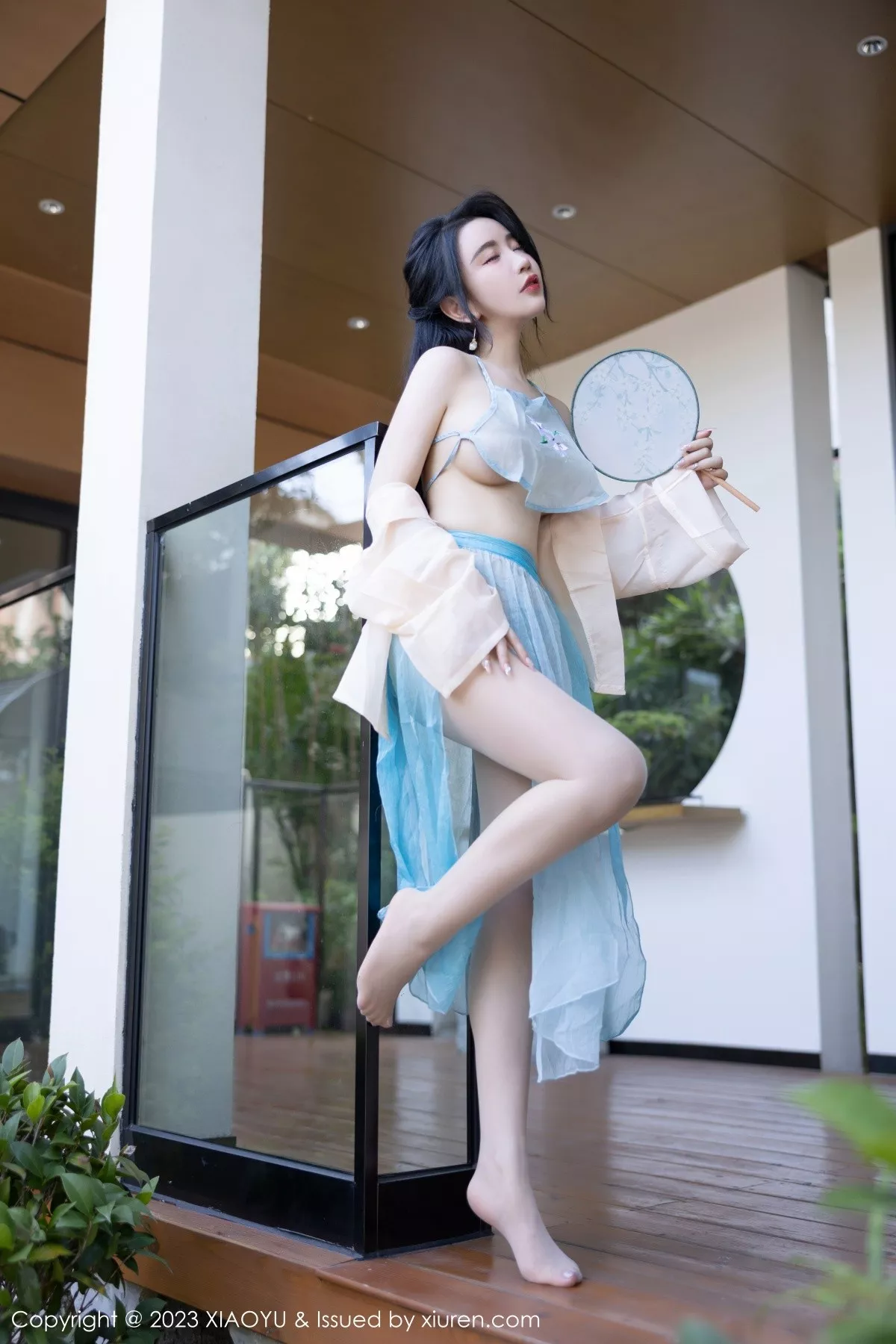 秀人集.com_[XiaoYu画语界]Vol.1057_女神Cherry樱桃酱淡蓝古装服饰配超薄肉丝秀惹火身材诱惑写真81P