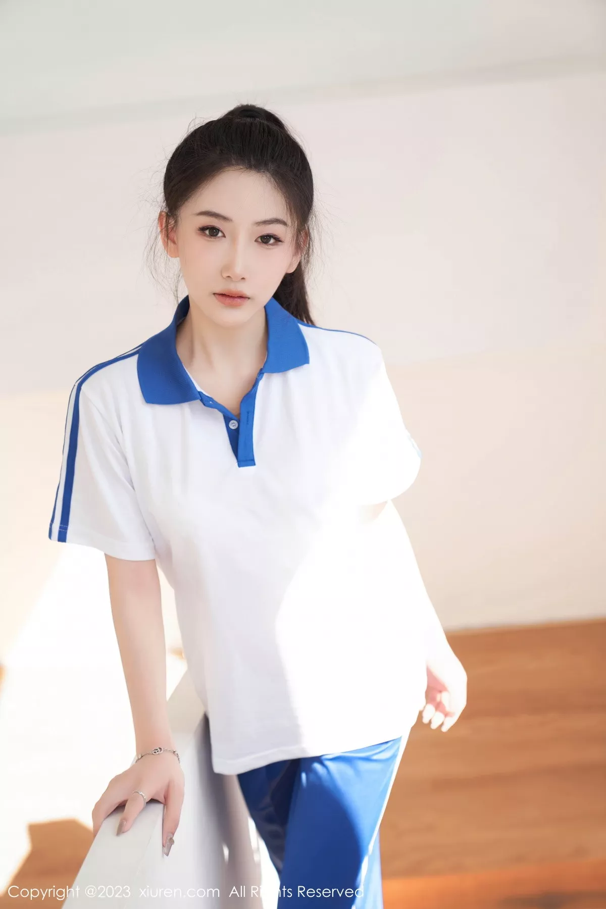 秀人集.com_[XiuRen秀人网]No.7110_模特沈青黛脱性感学生制服露白色蕾丝内衣秀完美身材诱惑写真107P