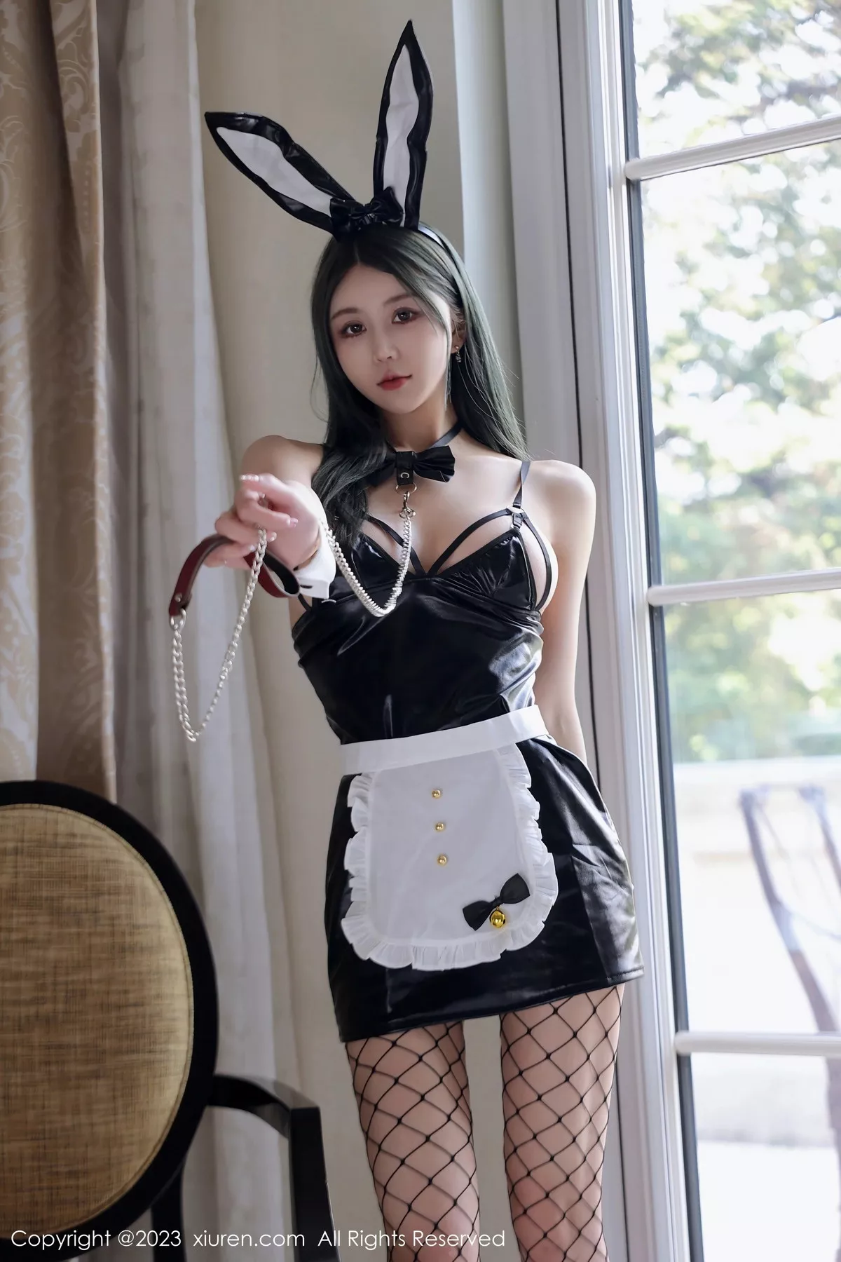 秀人集.com_[XiuRen秀人网]No.7208_模特tina_甜仔性感黑色皮质连体衣配网格袜秀凹凸身材诱惑写真75P