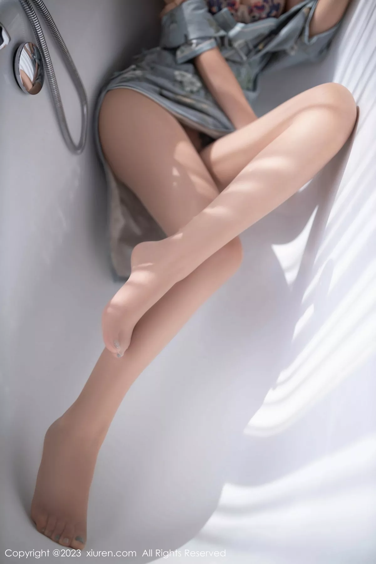 秀人集.com_[XiuRen秀人网]No.7232_模特唐安琪私房浴室性感浅色内衣配原色丝袜秀曼妙身姿诱惑写真76P