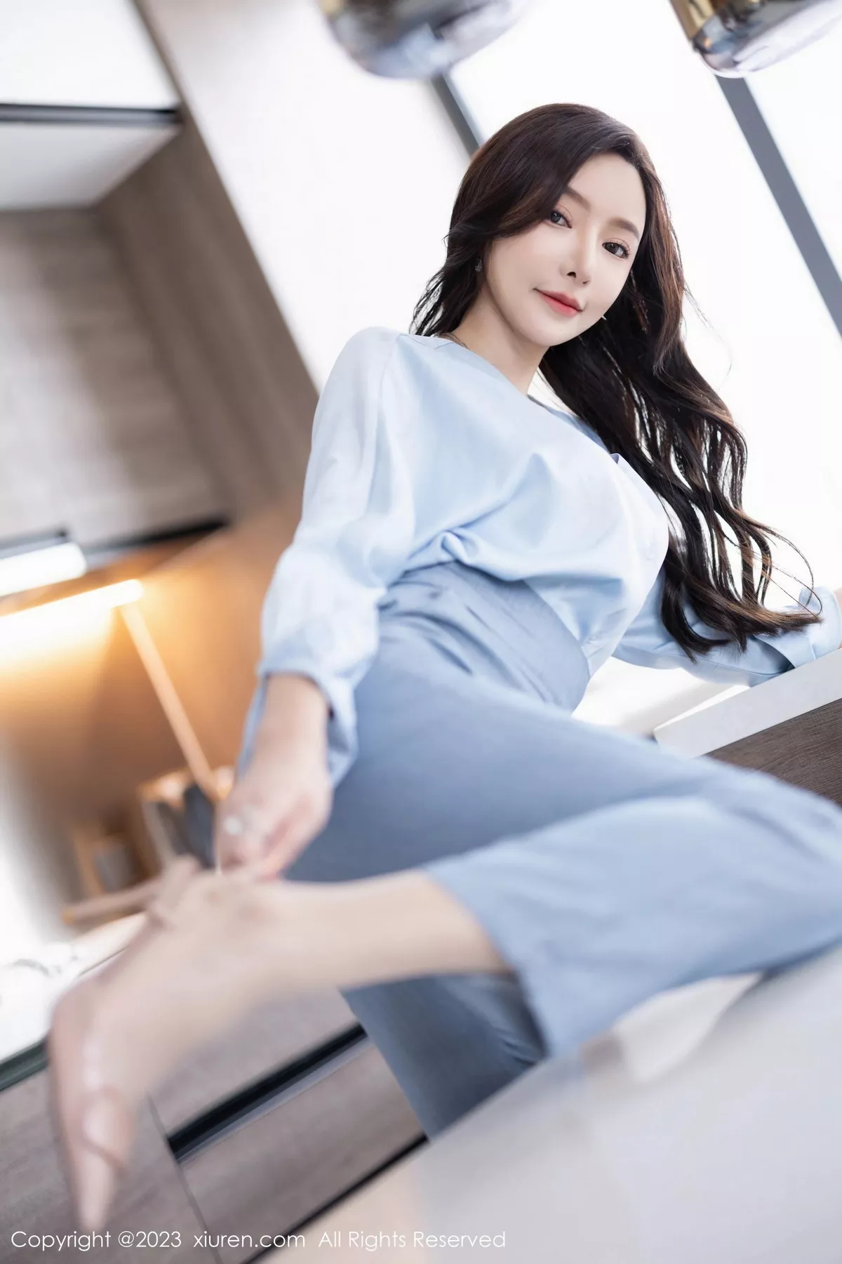 秀人集.com_[XiuRen秀人网]No.7123_女神王馨瑶yanni浅色Ol服饰露白色蕾丝内衣配超薄肉丝诱惑写真85P