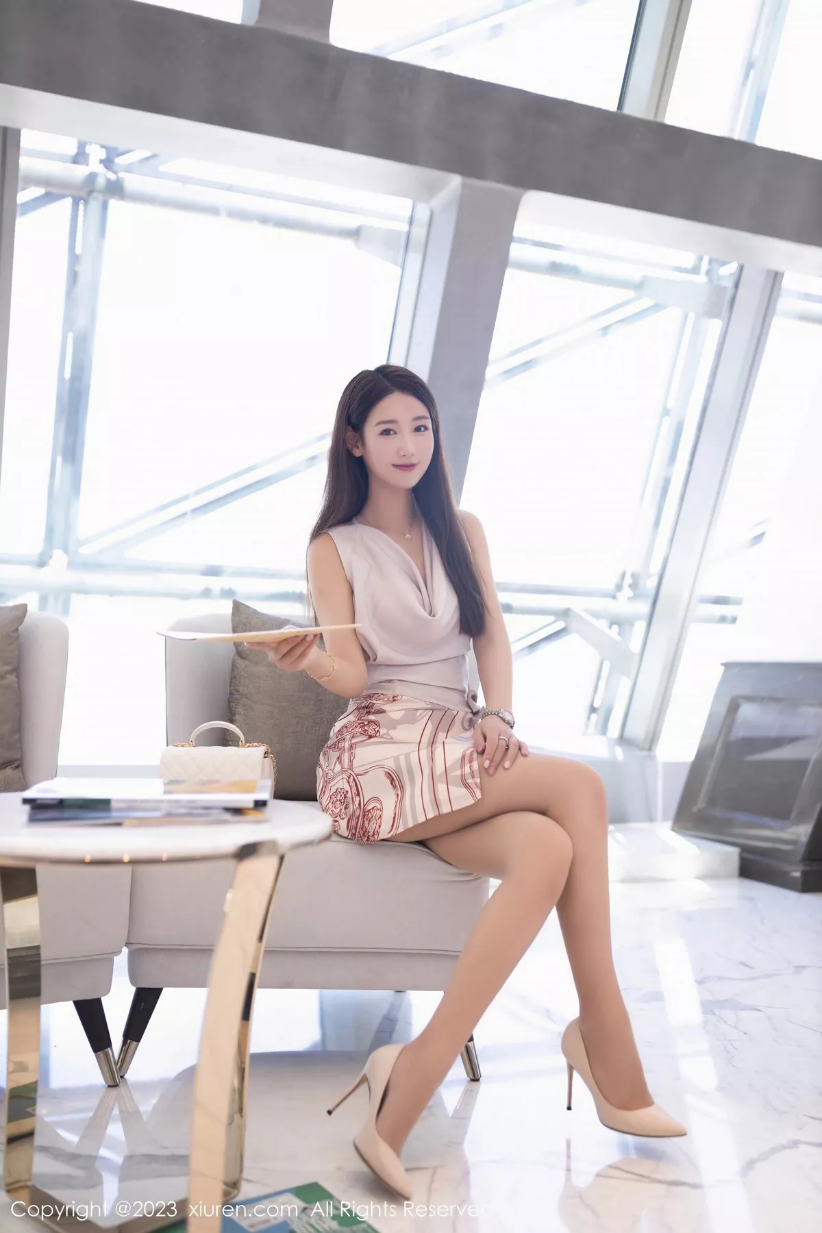 秀人集.com_[XiuRen秀人网]No.7264_模特唐安琪性感淡粉色上衣露粉色蕾丝内衣配开档肉丝诱惑写真78P