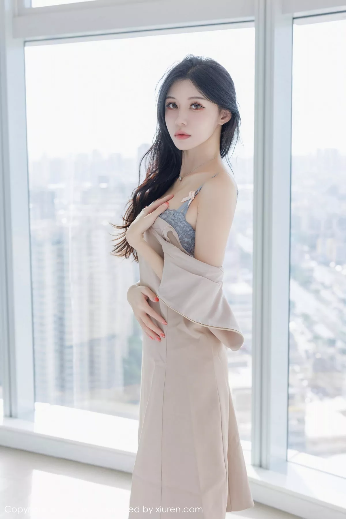 秀人集.com_[IMISS爱蜜社]Vol.746_模特泥鳅鳅酒店性感杏色时尚套装露淡蓝蕾丝内衣迷人诱惑写真54P