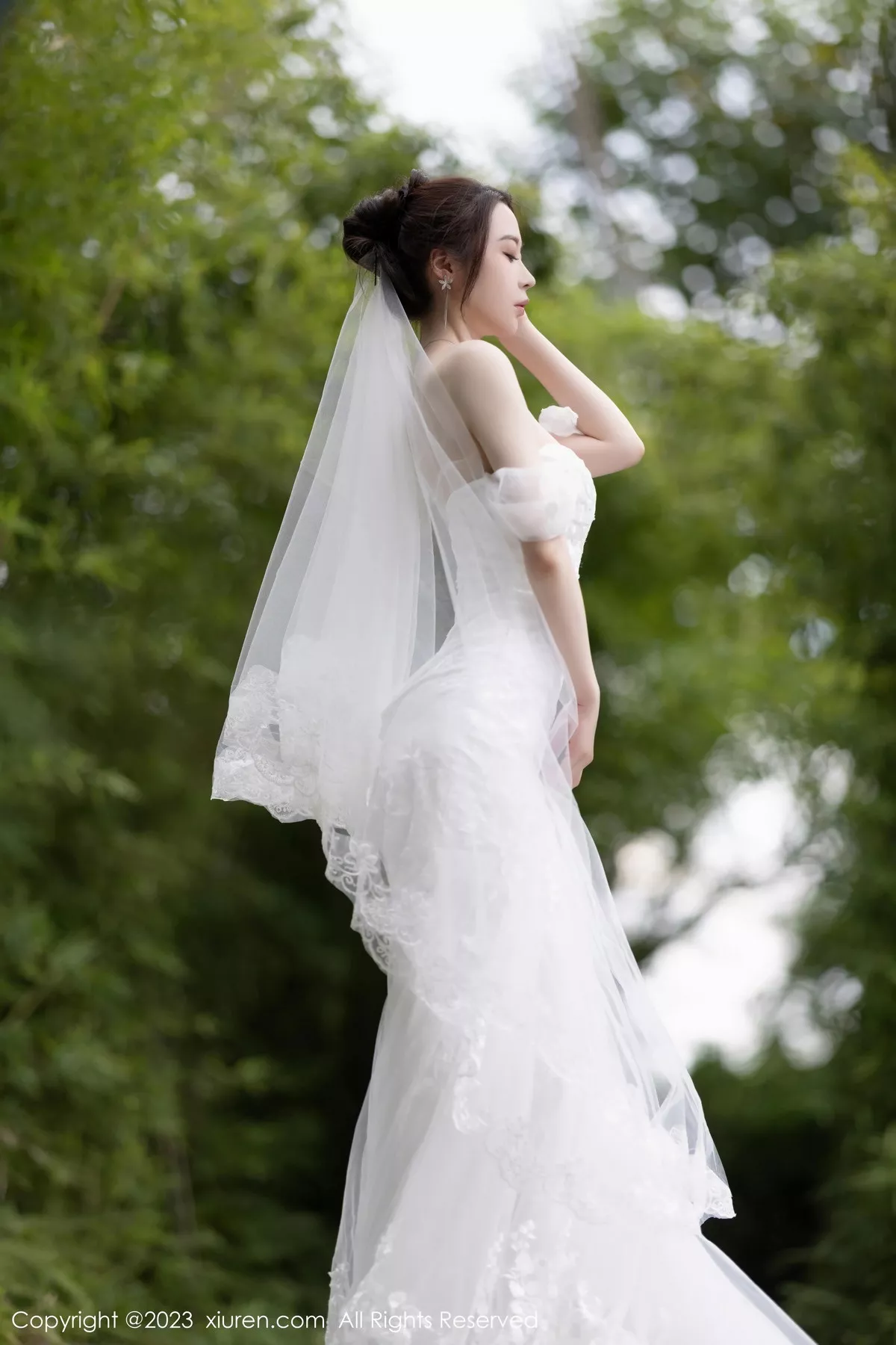 秀人集.com_[XiuRen秀人网]No.7310_模特梦心玥安吉旅拍性感白色婚纱服饰半脱秀曼妙身姿诱惑写真83P