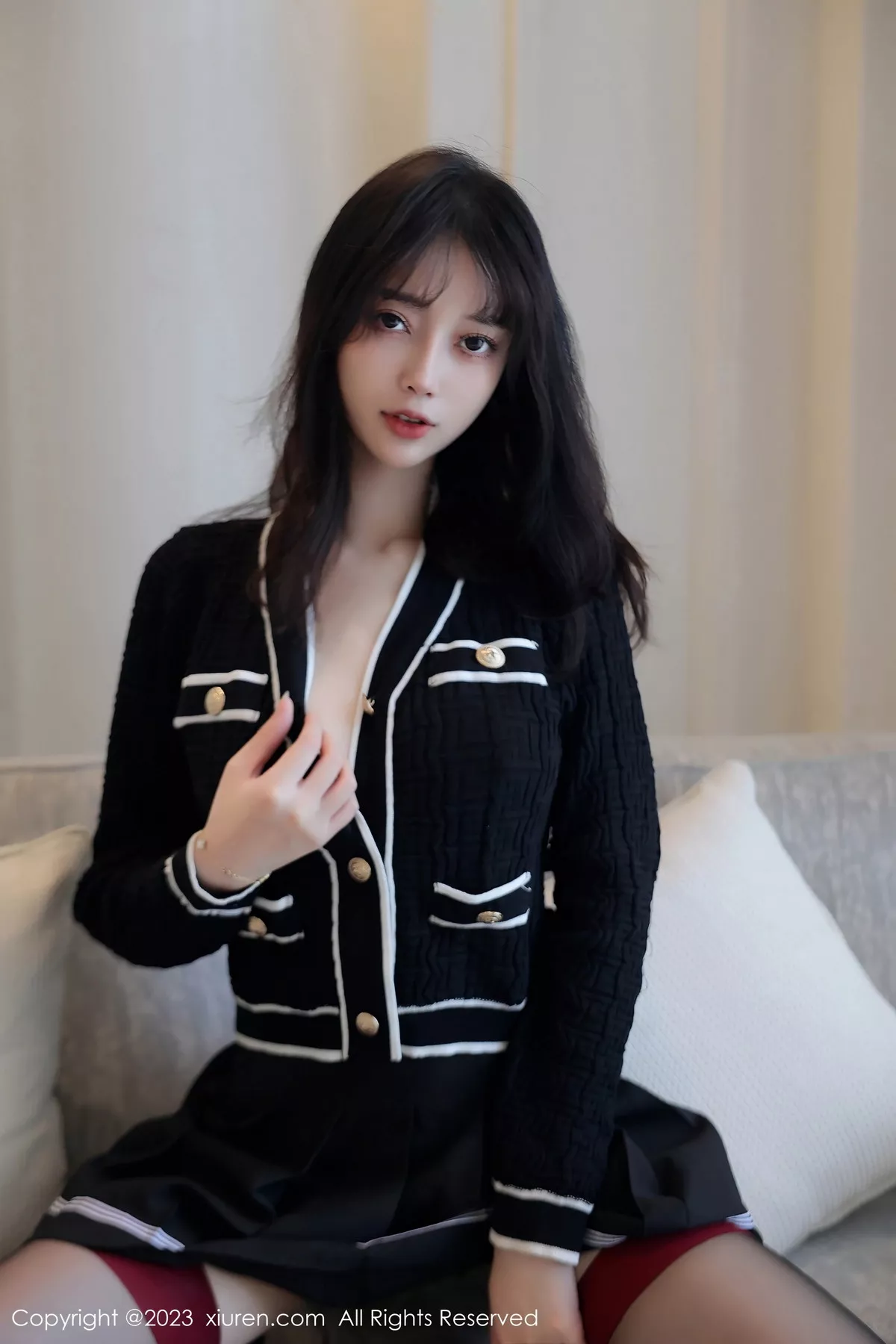 秀人集.com_[XiuRen秀人网]No.7287_模特玥儿玥er半脱露性感黑色薄纱内衣配黑丝吊袜秀美腿诱惑写真82P