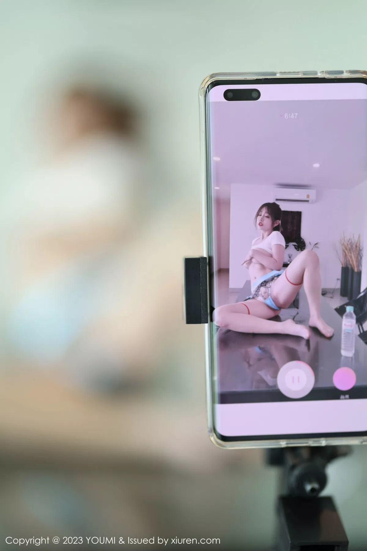 秀人集.com_[YouMi尤蜜荟]Vol.979_女神王雨纯性感黑色薄纱透明内衣配肉丝袜秀丰满身材诱惑写真91P