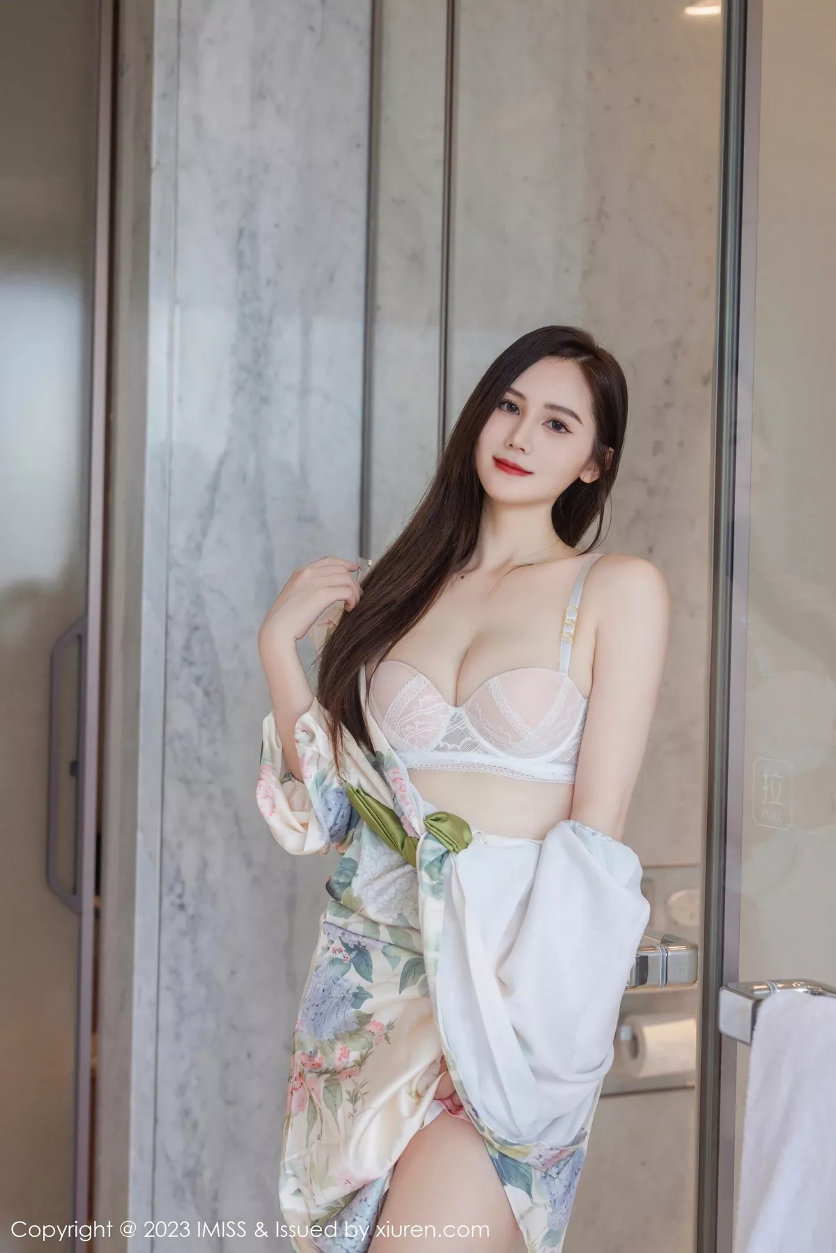 秀人集.com_[IMISS爱蜜社]Vol.745_女神SISY思性感带图案长裙露浅色内衣配超薄肉丝完美诱惑写真55P