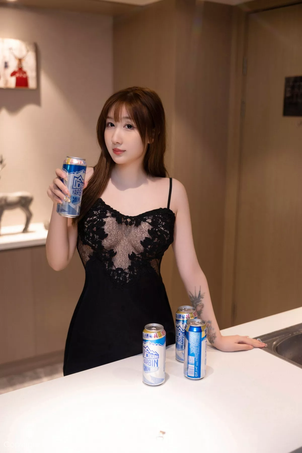 秀人集.com_[XiuRen秀人网]No.7437_模特江真真私房浴室性感黑色薄纱吊带短裙配超薄黑丝诱惑写真88P