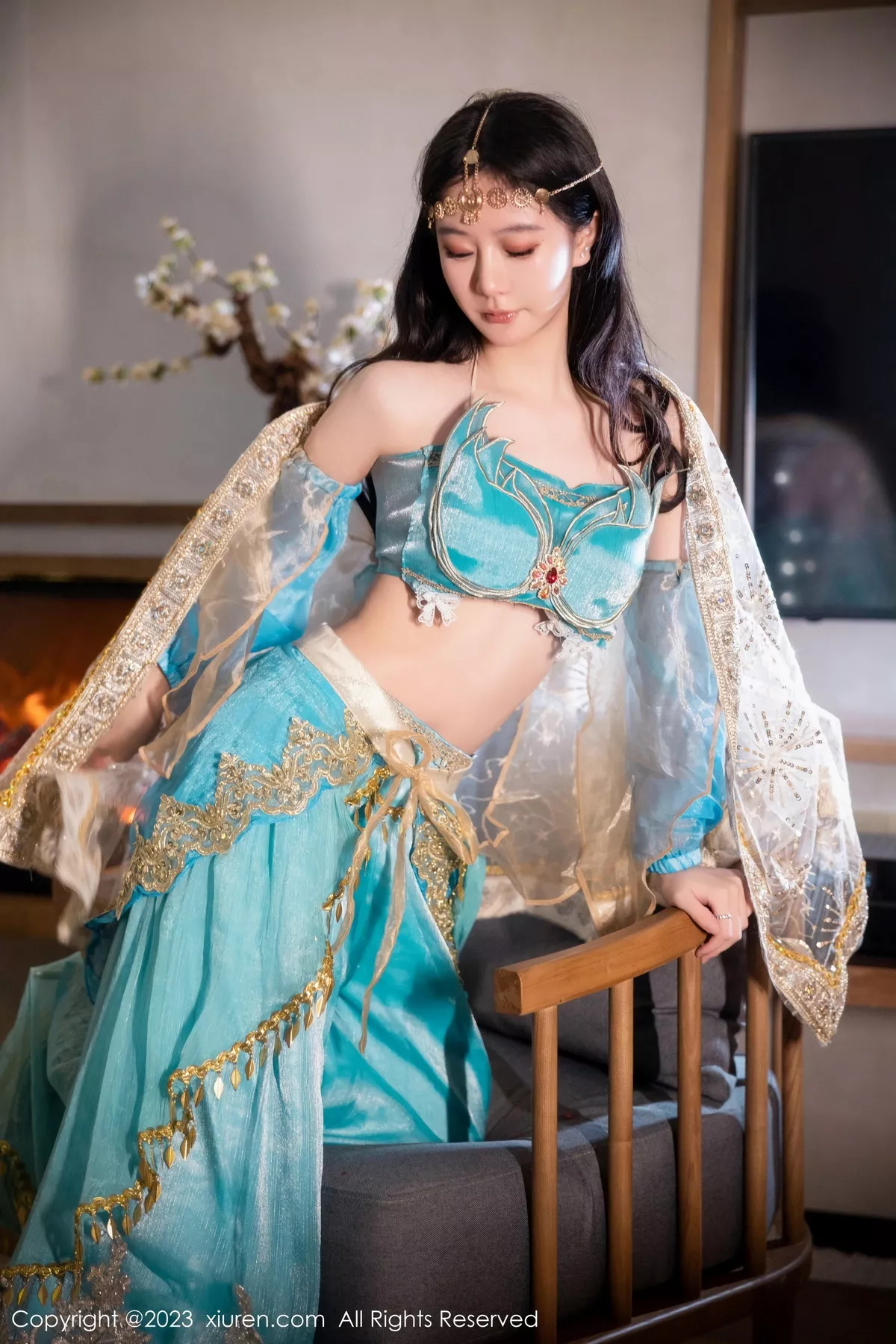 秀人集.com_[XiuRen秀人网]No.7469_模特幼幼性感蓝色西域舞娘短裙露黑色内裤秀白嫩美腿诱惑写真82P