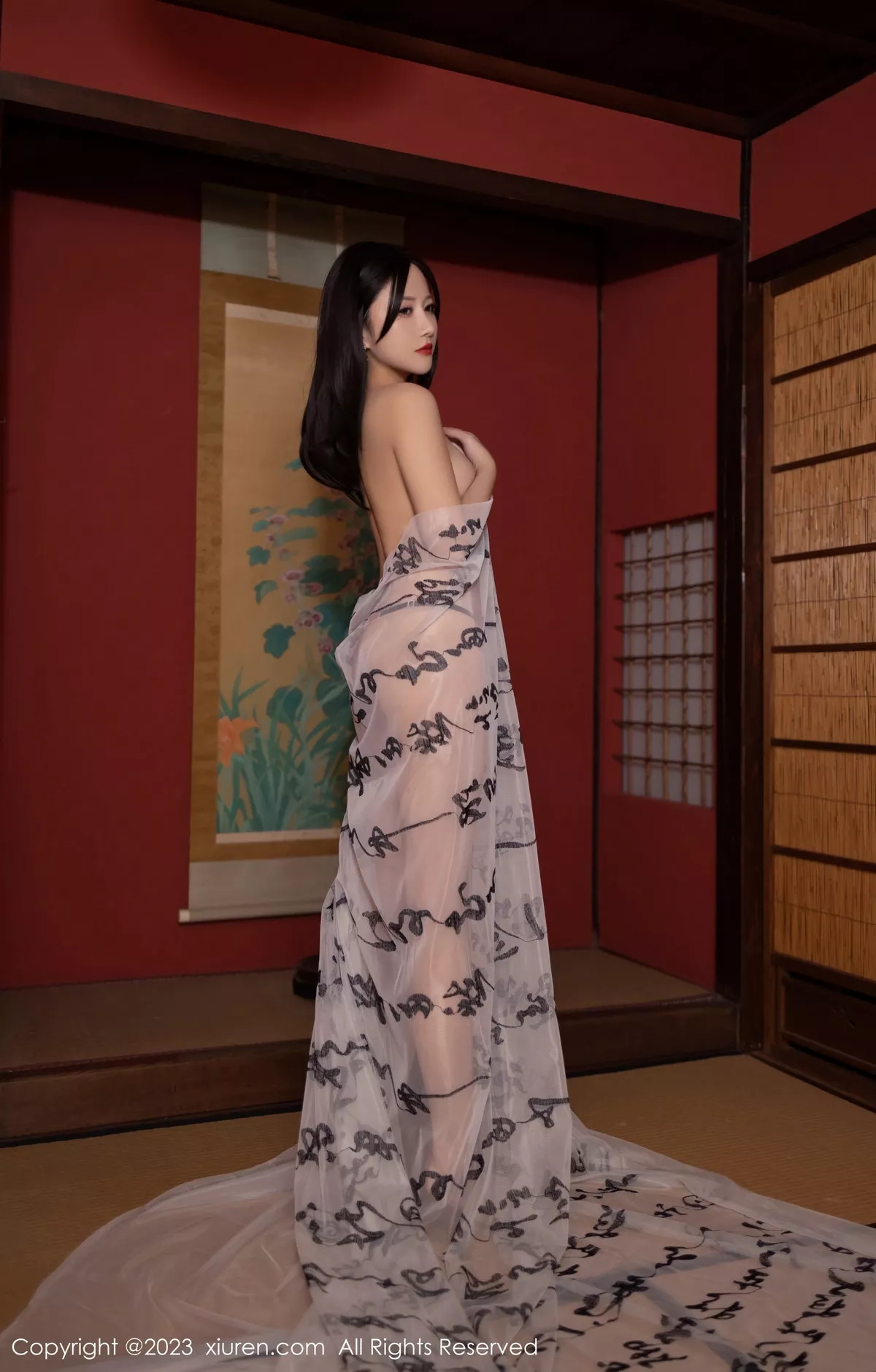 秀人集.com_[XiuRen秀人网]No.7507_模特鱼子酱Fish性感黑色情趣旗袍配黑丝袜秀曼妙身姿诱惑写真76P