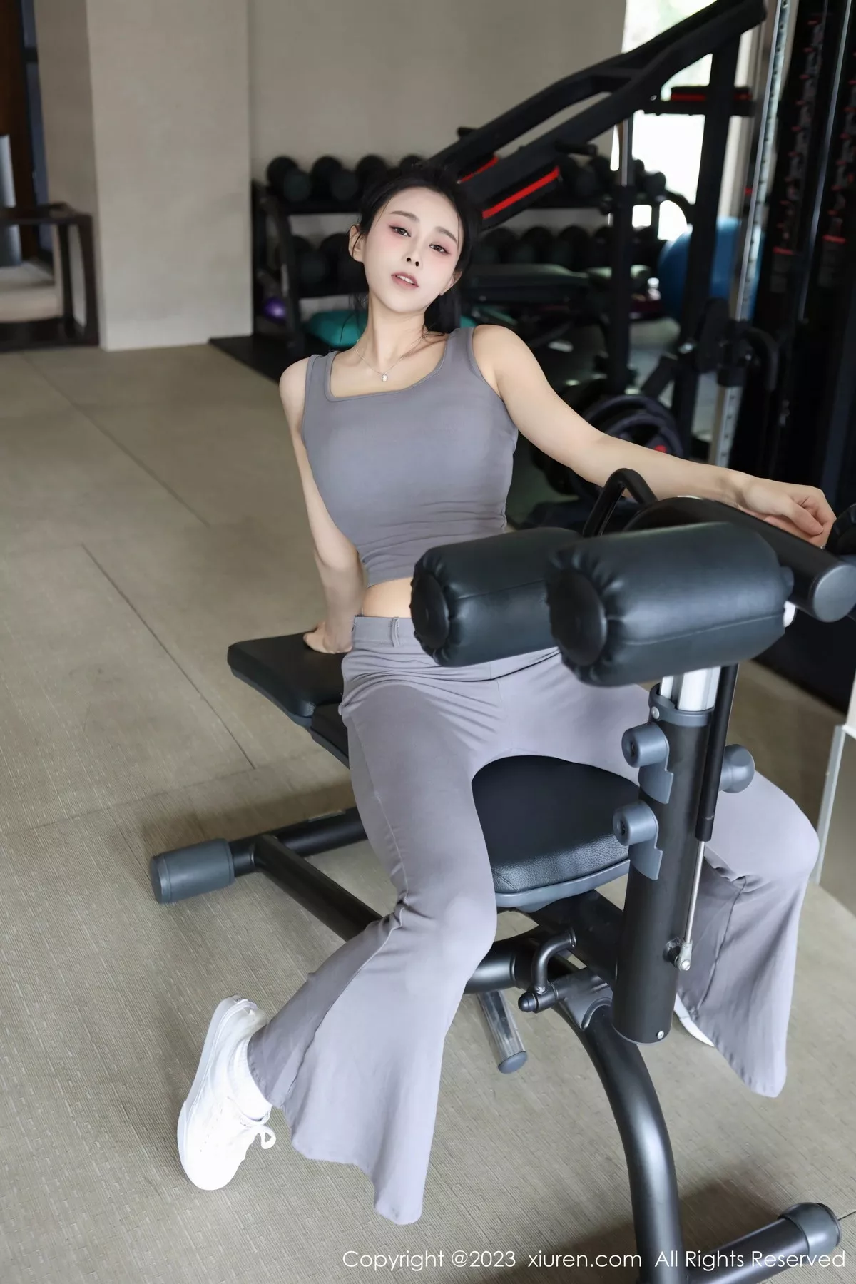 秀人集.com_[XiuRen秀人网]No.7512_模特草莓mm性感灰色运动服露粉色内衣秀曼妙身姿迷人诱惑写真71P