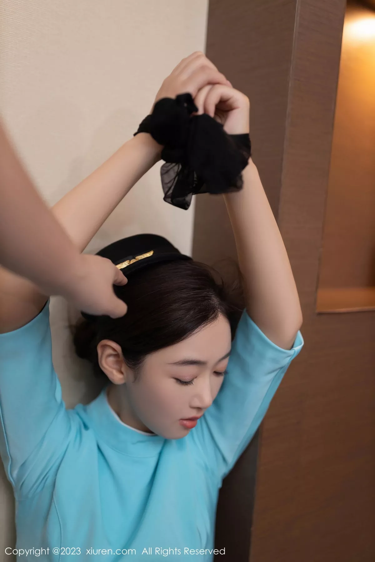 秀人集.com_[XiuRen秀人网]No.7516_模特唐安琪蓝色空姐制服露白色蕾丝内衣配超薄黑丝完美诱惑写真80P