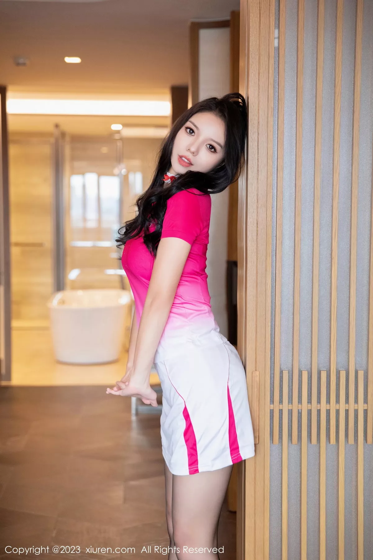 秀人集.com_[XiuRen秀人网]No.7518_模特大美妞儿性感红边轻透内衣配黑丝吊袜秀完美身材诱惑写真73P