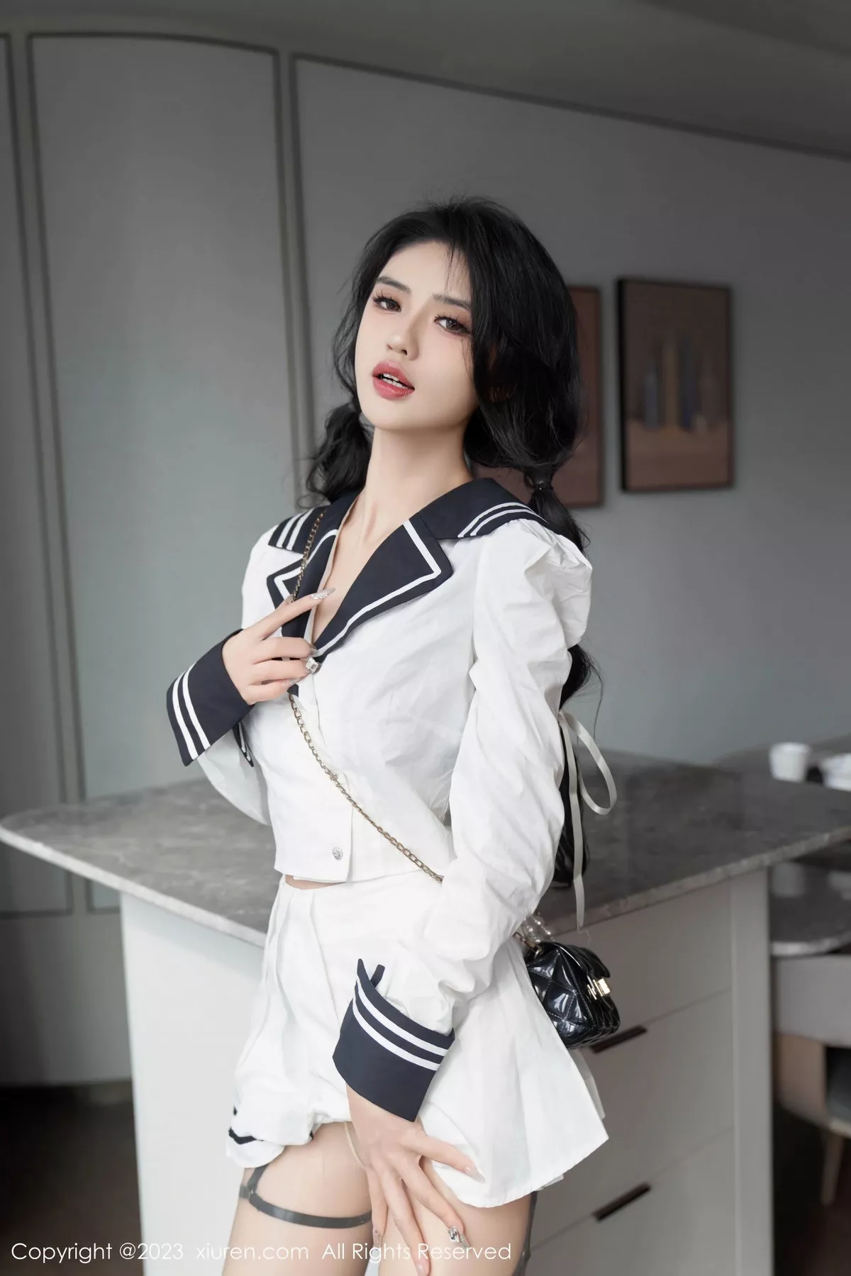 秀人集.com_[XiuRen秀人网]No.7526_模特浅浅Danny性感紫色蕾丝内衣配原色丝袜秀曼妙身姿诱惑写真92P