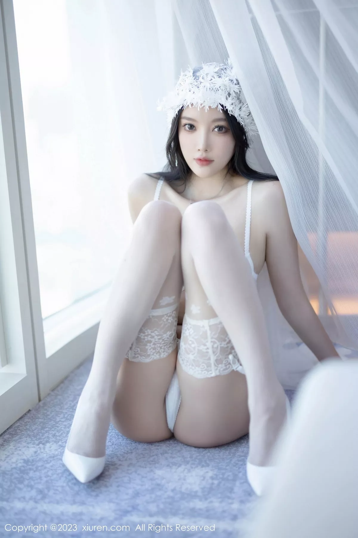 秀人集.com_[XiuRen秀人网]No.7590_女神杨晨晨Yome性感白色蕾丝内衣配白丝袜秀丰满身材诱惑写真92P