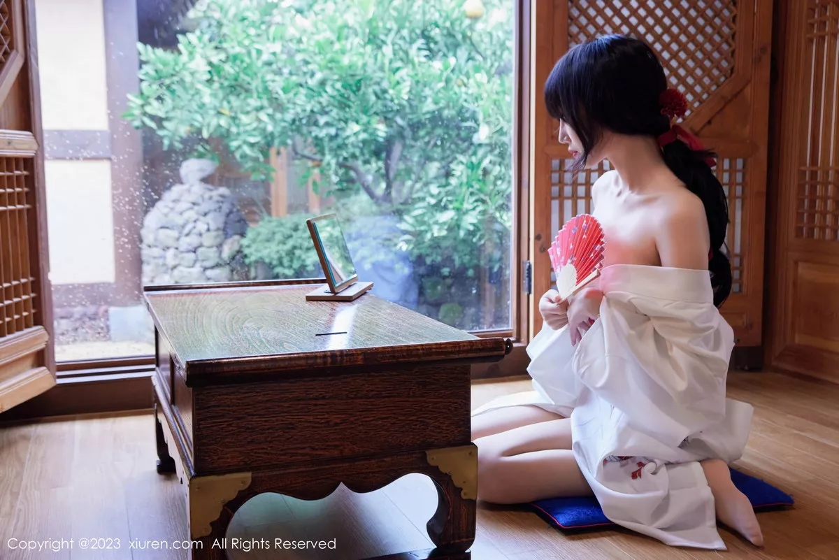 秀人集.com_[XiuRen秀人网]No.7610_模特玥儿玥er性感白色日式和服配开档肉丝秀完美身材诱惑写真60P