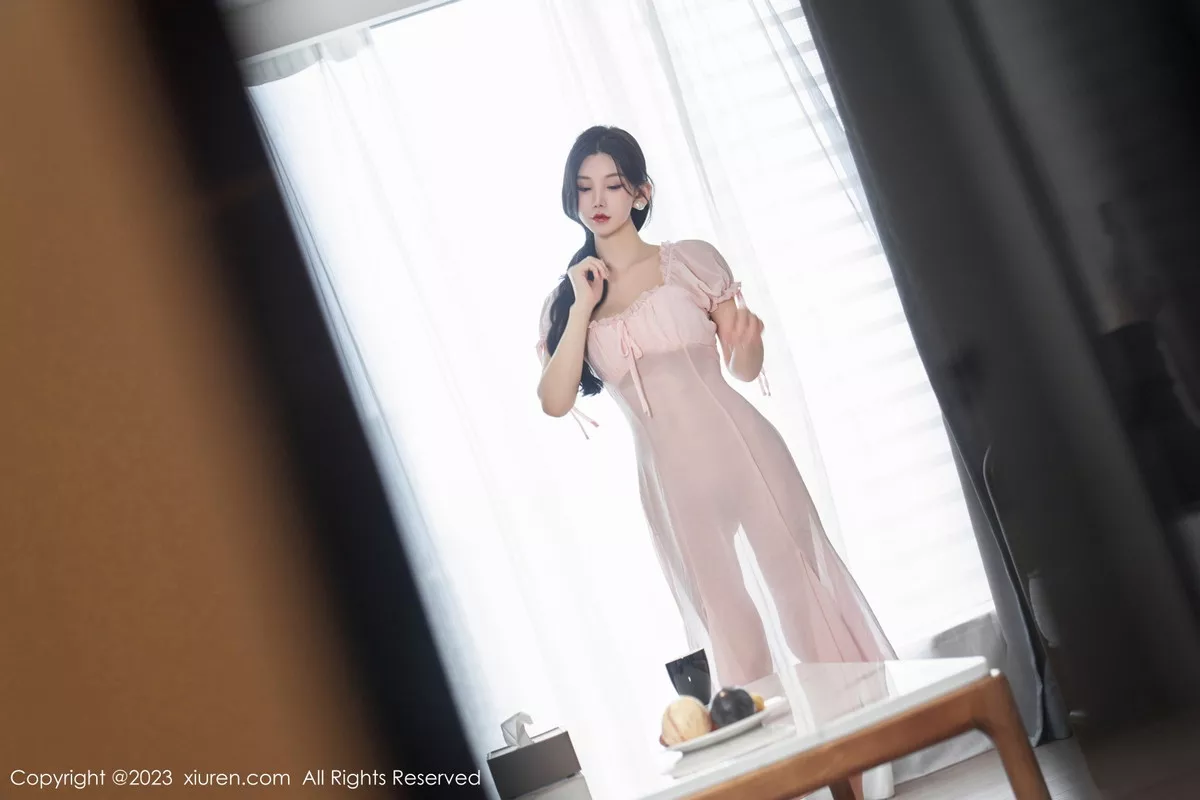 秀人集.com_[XiuRen秀人网]No.7615_女神周于希Sally私房性感粉色薄纱长裙透视秀惹火身材诱惑写真120P