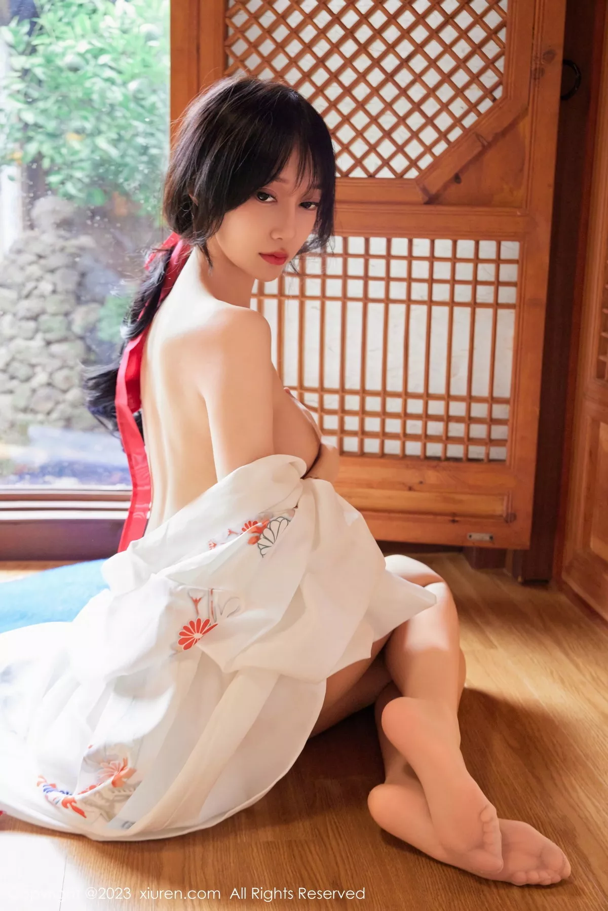 秀人集.com_[XiuRen秀人网]No.7610_模特玥儿玥er性感白色日式和服配开档肉丝秀完美身材诱惑写真60P